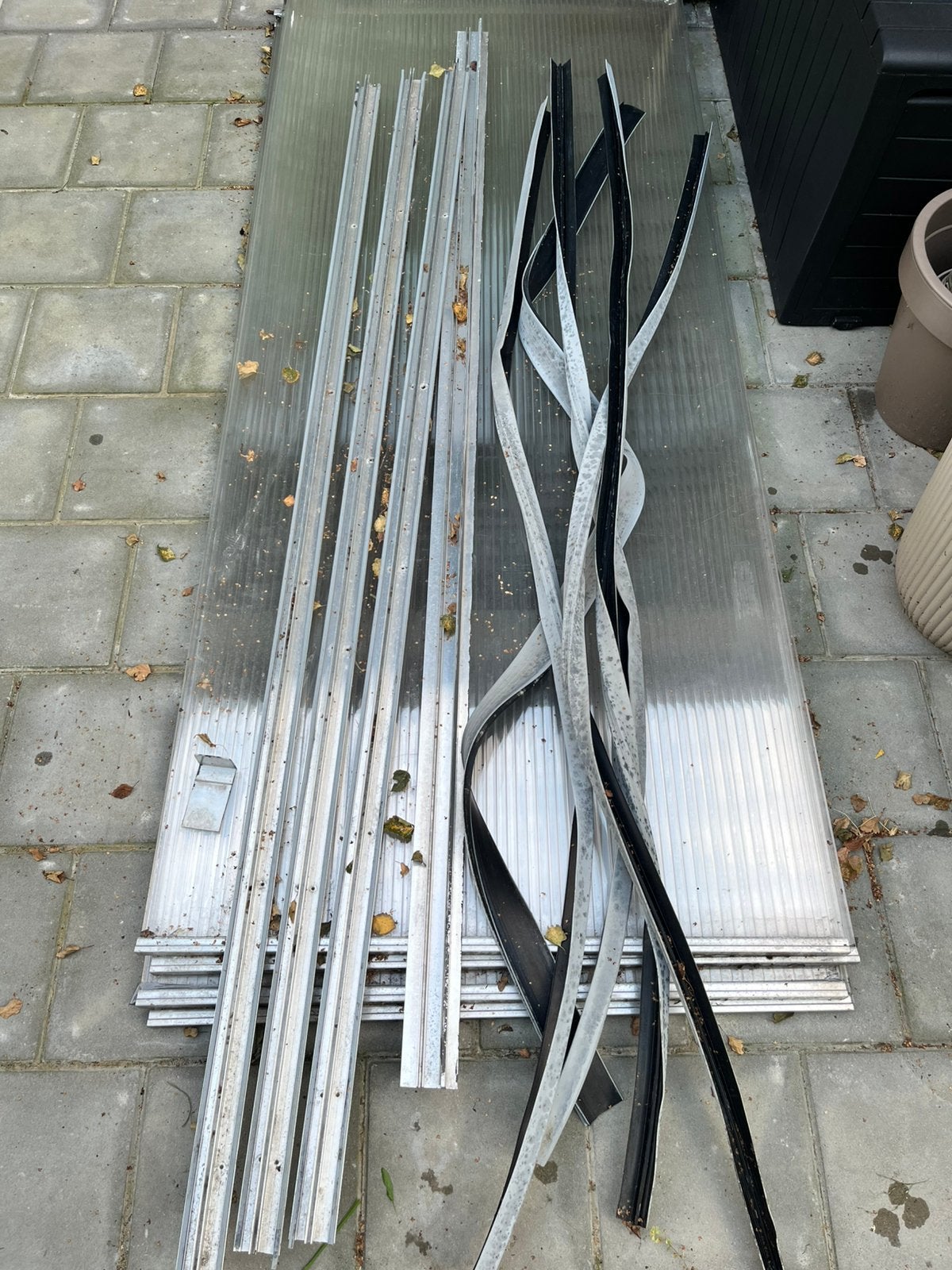 GRATIS OPHALEN Polycarbonaat platen 4 stuks 98 cm x 235 cm, Doe-het-zelf en Verbouw, Metalen, Ophalen, Gebruikt, IJzer