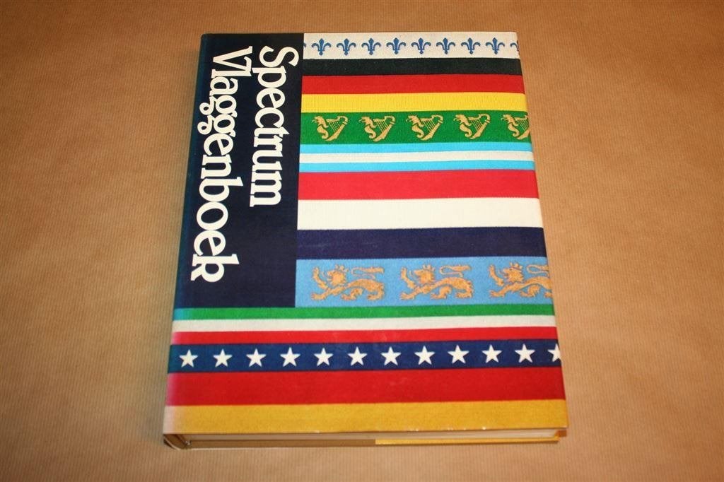 Dikke pil. Spectrum vlaggenboek., Ophalen of Verzenden, Gelezen, Europa