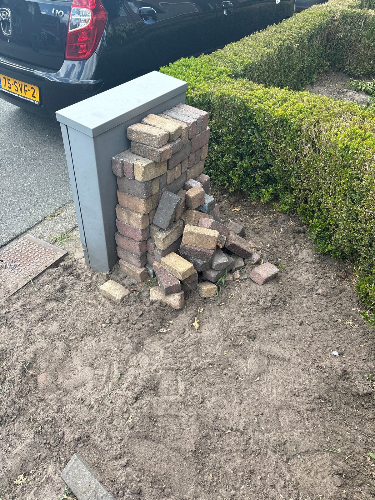 Waaltjes gratis af te halen, Tuin en Terras, Tegels en Klinkers, Ophalen, Gebruikt, Beton, Klinkers