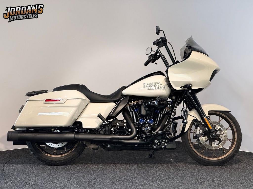 HARLEY-DAVIDSON FLTRXST ROAD GLIDE ST 117CI 5HD (bj 2023), 2 cilinders, HARLEY-DAVIDSON, Bedrijf, Onbekend