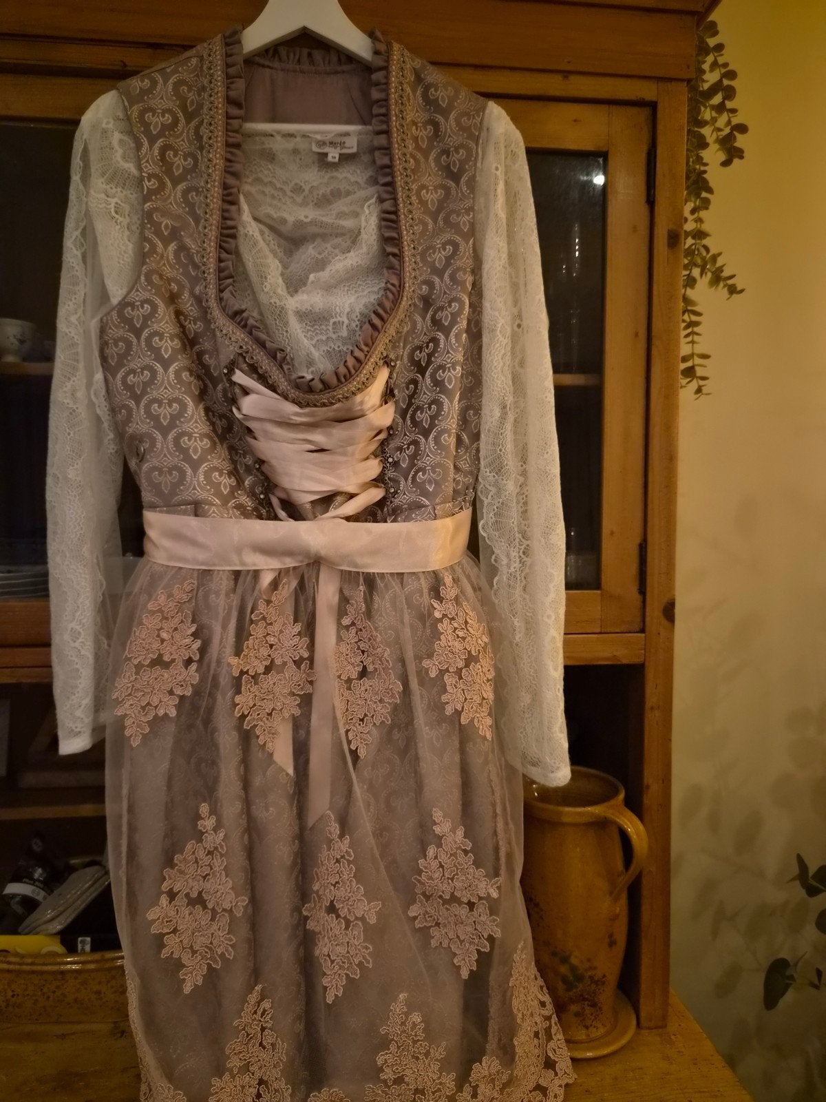 Alpenmärchen Dirndl met Kanten Blouse & Accessoires, Kleding | Dames, Alpenmärchen, Maat 46/48 (XL) of groter, Ophalen of Verzenden