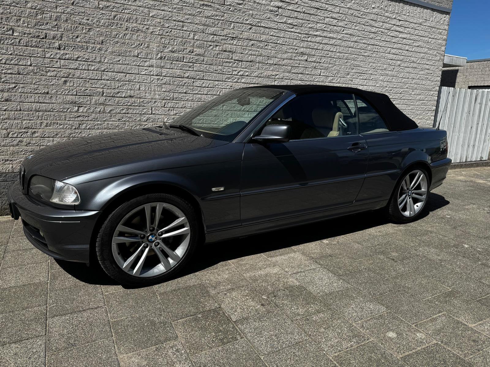 BMW 3-Serie 2.2 CI 320 Cabriolet 2001 Grijs, 2171 cc, Achterwielaandrijving, Cabriolet, 4 stoelen
