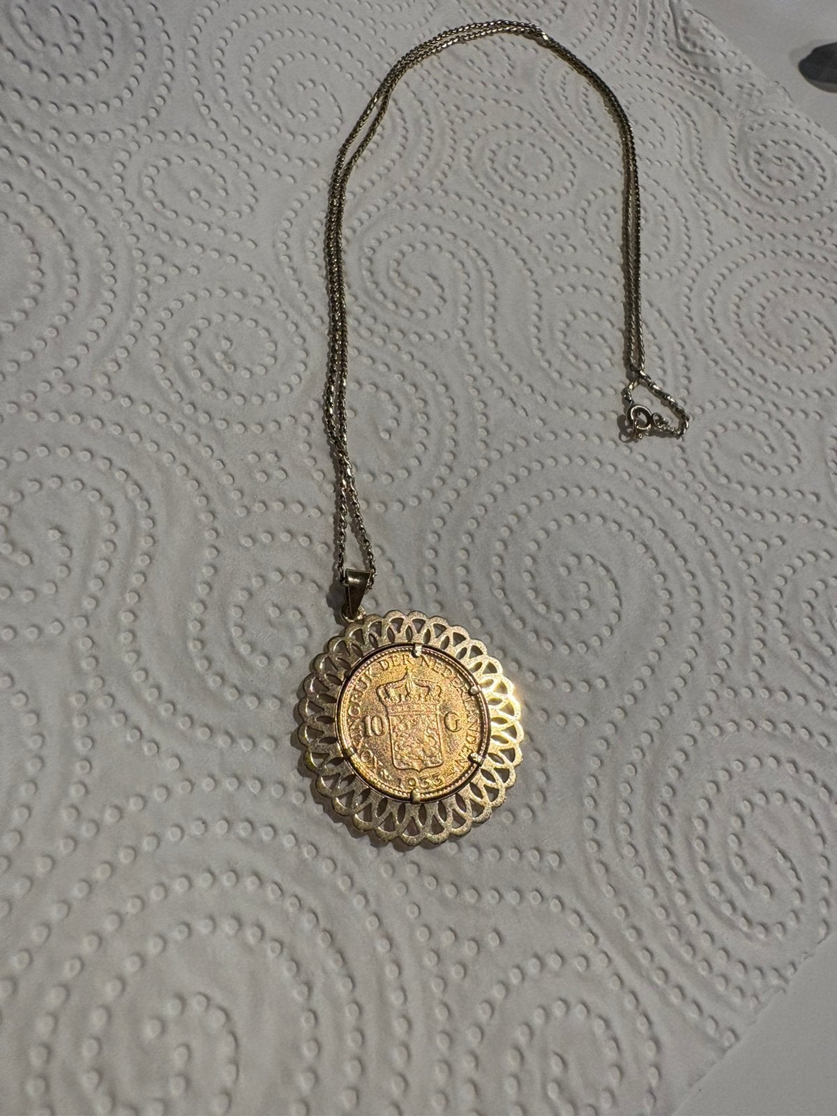 Gouden tientje aan ketting, Postzegels en Munten, Ophalen, Koningin Wilhelmina, 10 gulden, Goud