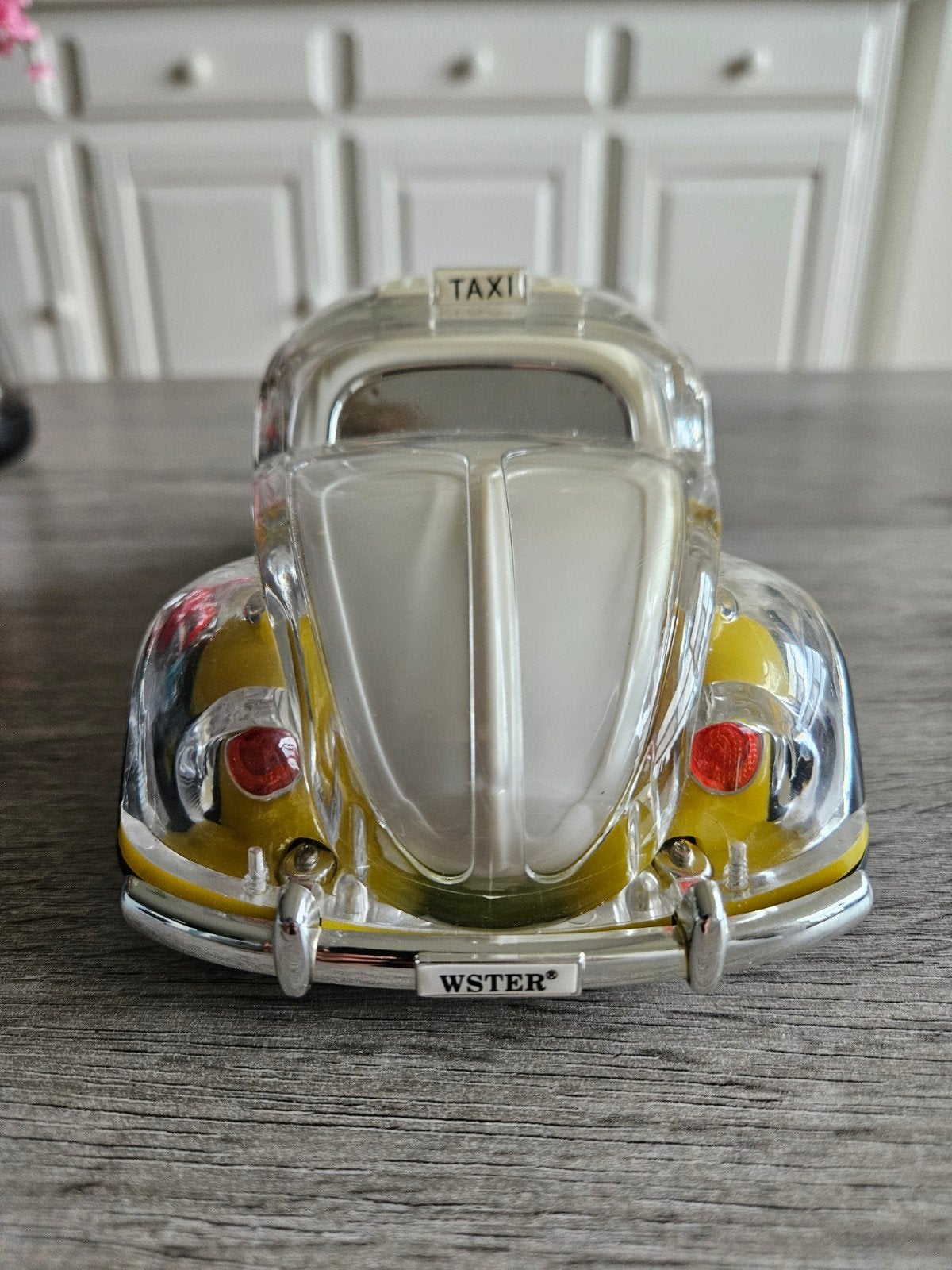 Gele Kever Taxi Bluetooth Speaker, Ophalen of Verzenden, Zo goed als nieuw, Auto