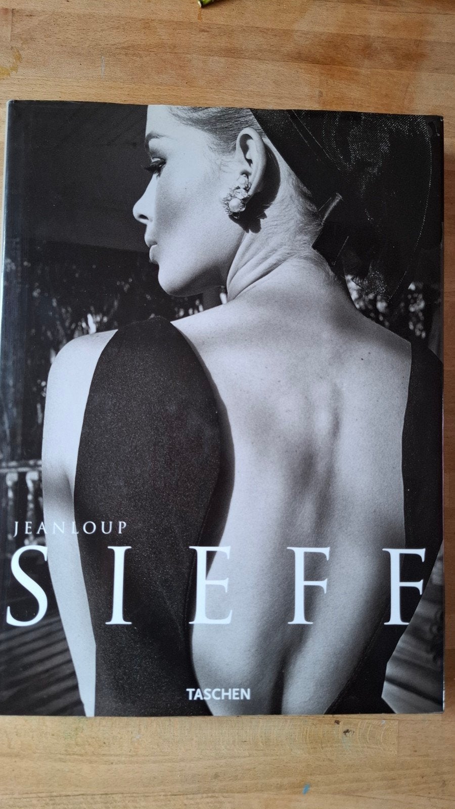 Jeanloup Sieff - Fotoboek (Taschen), Boeken, Kunst en Cultuur | Fotografie en Design, Ophalen of Verzenden, Zo goed als nieuw