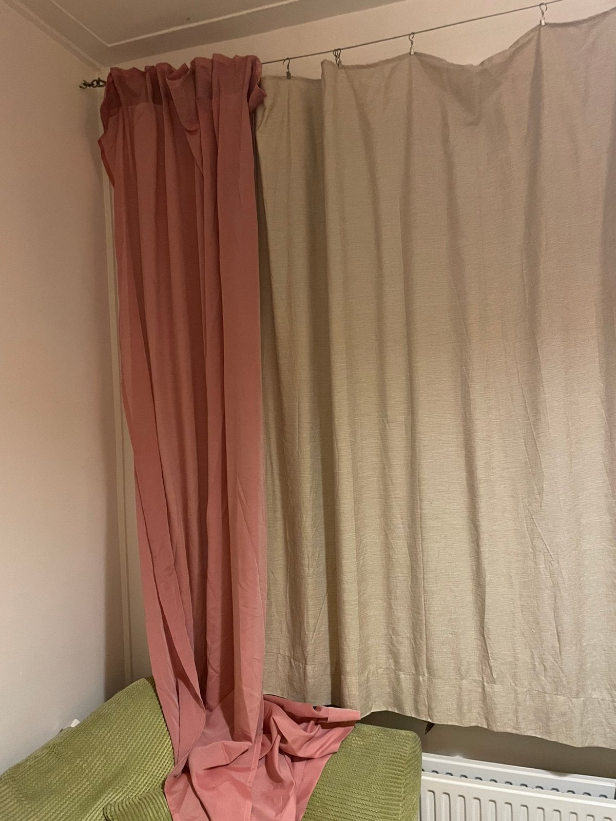 Roze gordijn (2 grote stukken), Ophalen of Verzenden, Zo goed als nieuw