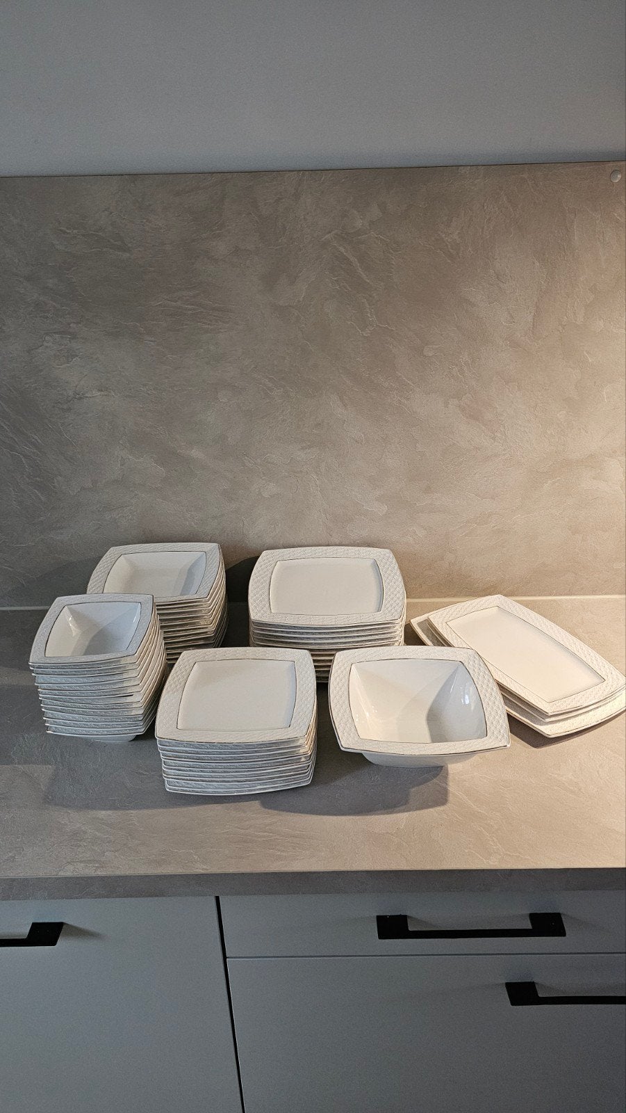 Bricard Porselein Servies - 12-delig (mist 1 ontbijtbord), Ophalen, Gebruikt, Overige merken, Overige stijlen