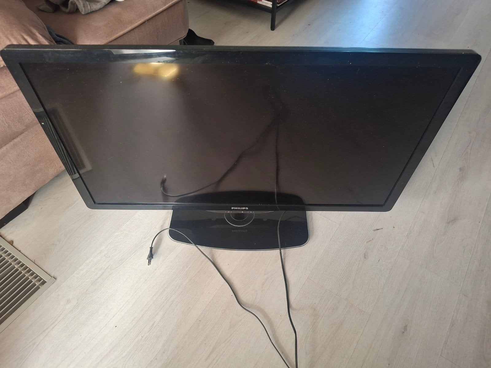 Philips TV 43 inch HD inclusief standaard, Audio, Tv en Foto, Televisies, Ophalen, Philips, 50 Hz, HD Ready (720p)