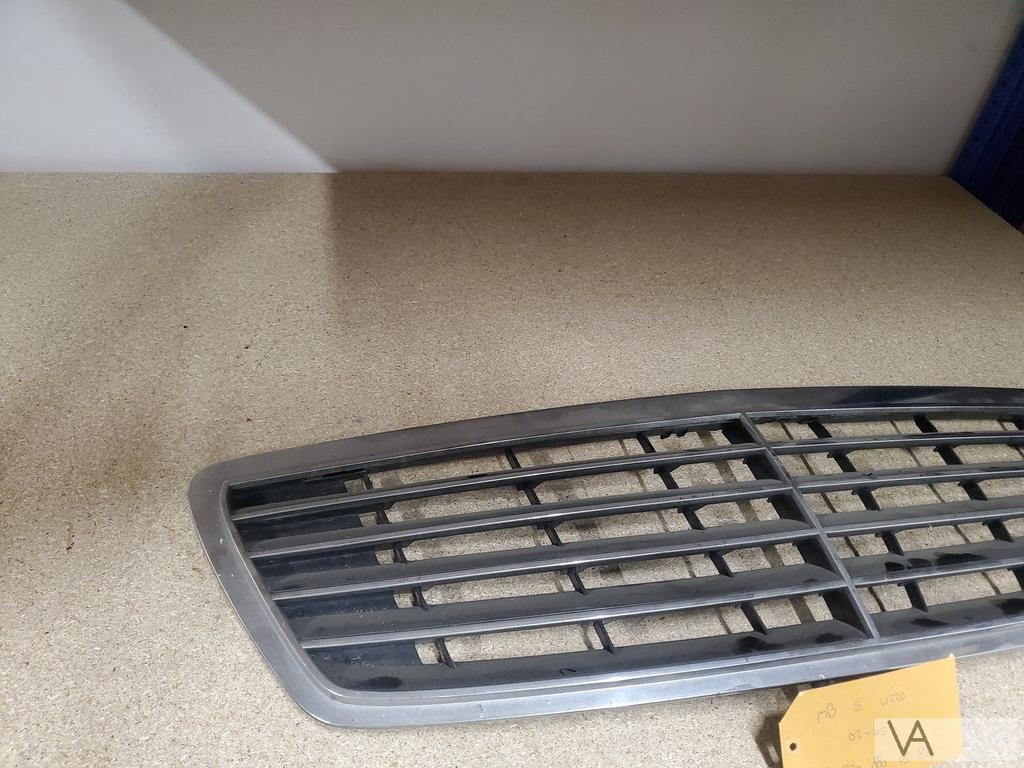 Mercedes S klasse W220 facelift grille 2002-2005 nette staat, Gebruikt, -, Ophalen of Verzenden, -