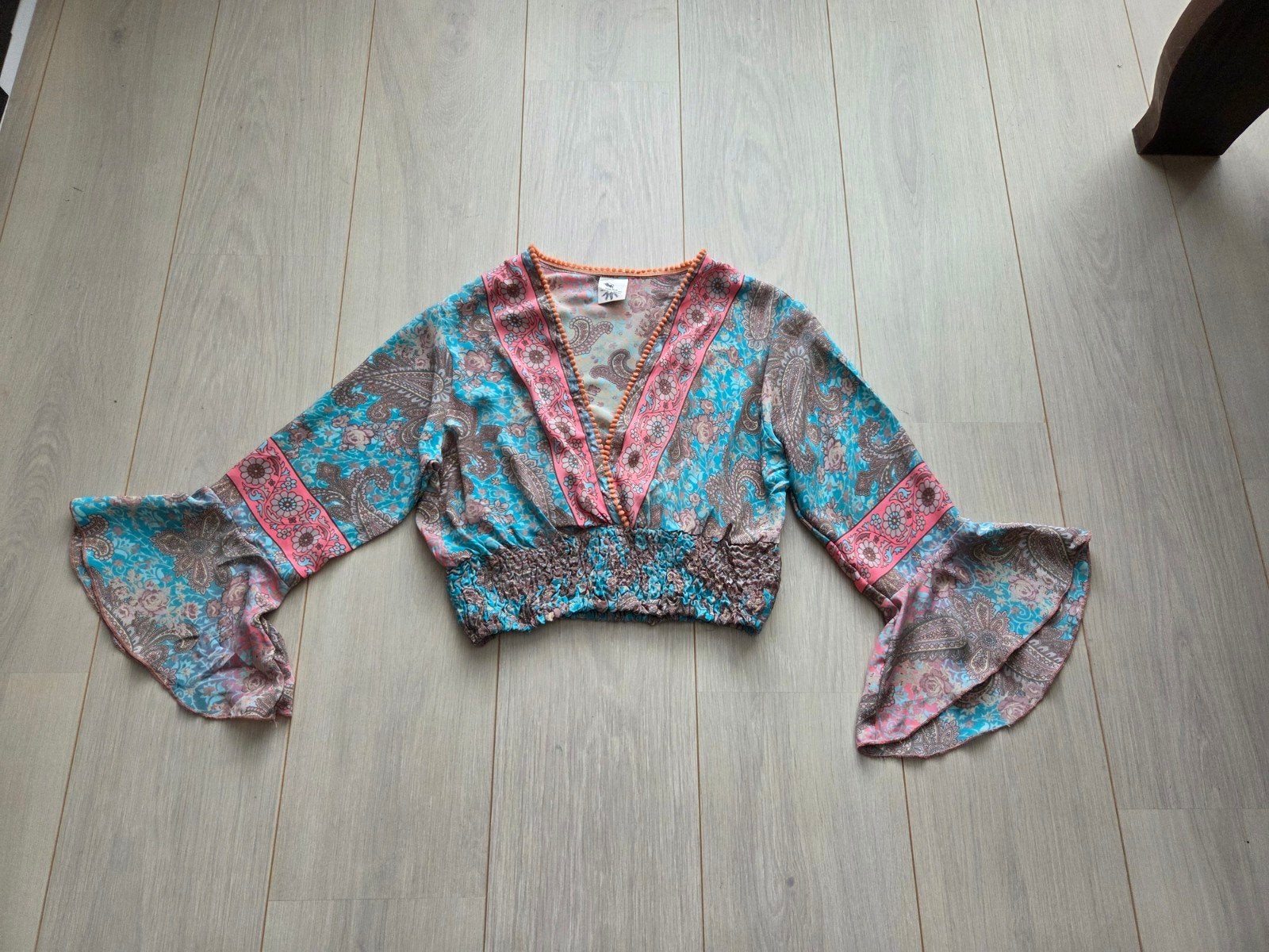 Bigg Bull boho ibiza festival top roze turquoise zijde, Maat 38/40 (M), Ophalen of Verzenden, Zo goed als nieuw, Lange mouw