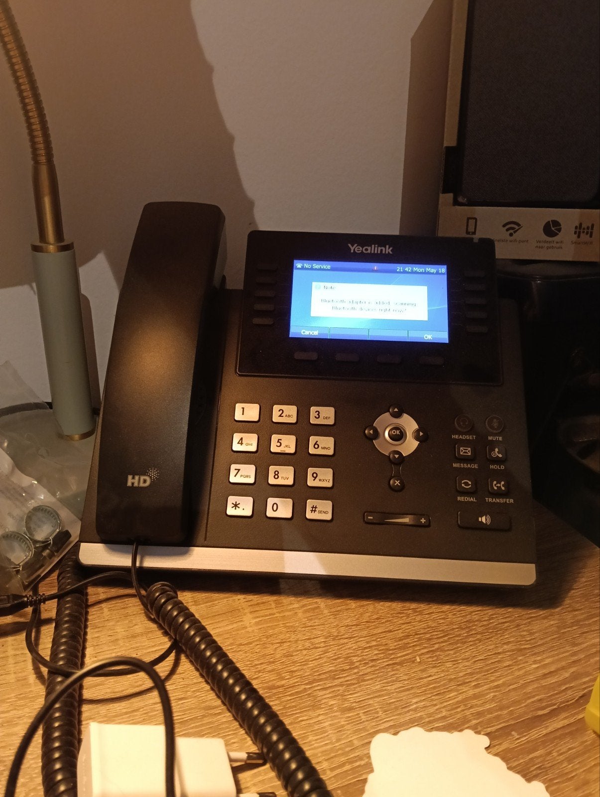 Yealink Bedrijfs of thuiswerk telefoon met Headset, Telecommunicatie, Vaste telefoons | Handsets en Draadloos, Ophalen of Verzenden