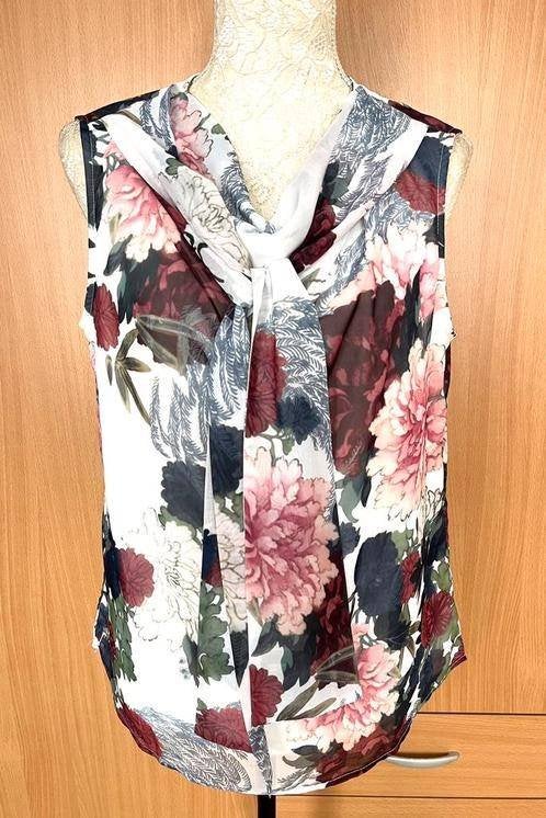 Question? Top maat 44, Kleding | Dames, Overige kleuren, Maat 42/44 (L), Ophalen of Verzenden, Zo goed als nieuw
