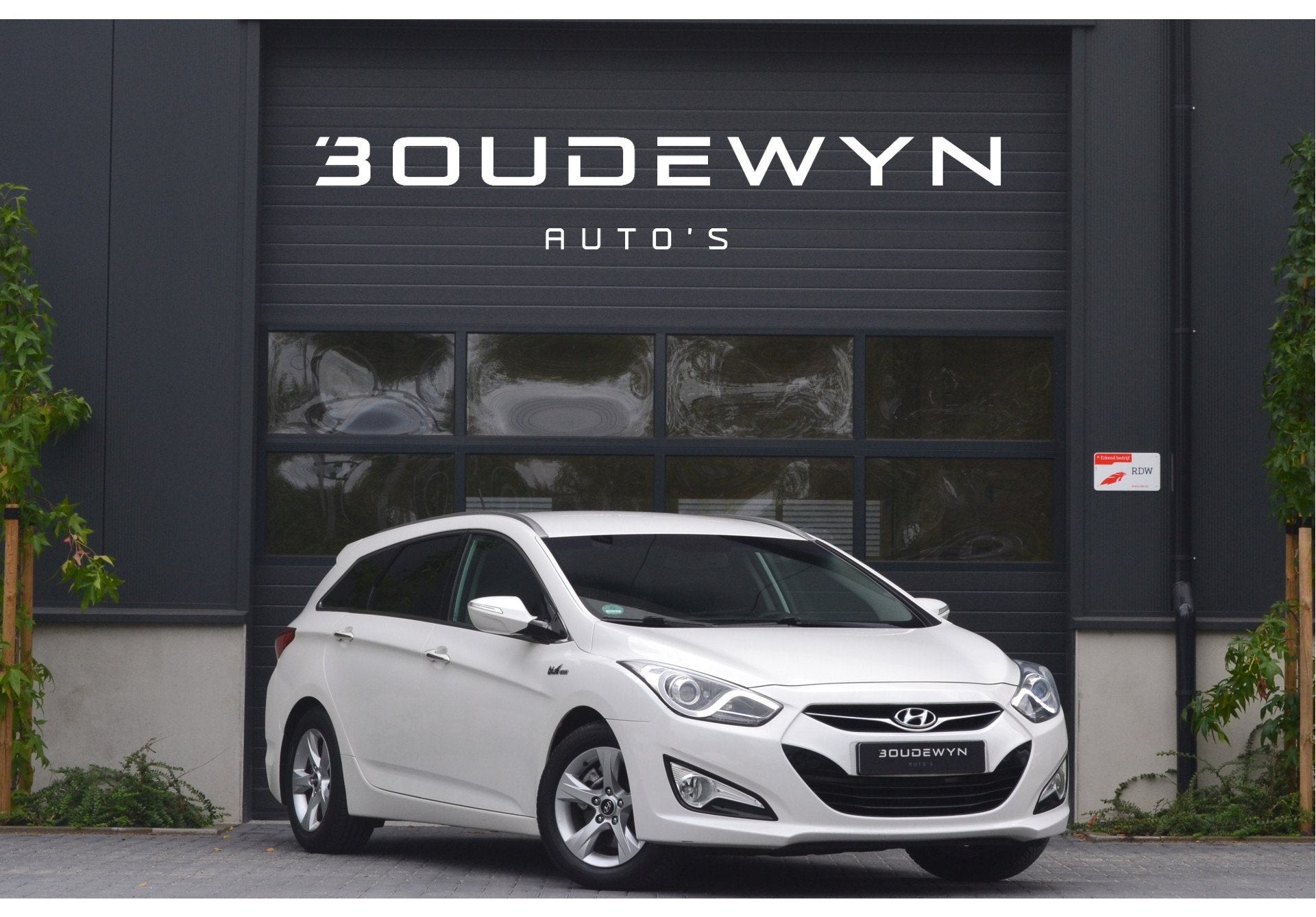Hyundai i40 Wagon 1.6 GDI Blue Business Edition NAP | Camera, Auto's, Hyundai, Voorwielaandrijving, Euro 5, 135 pk, 4 cilinders