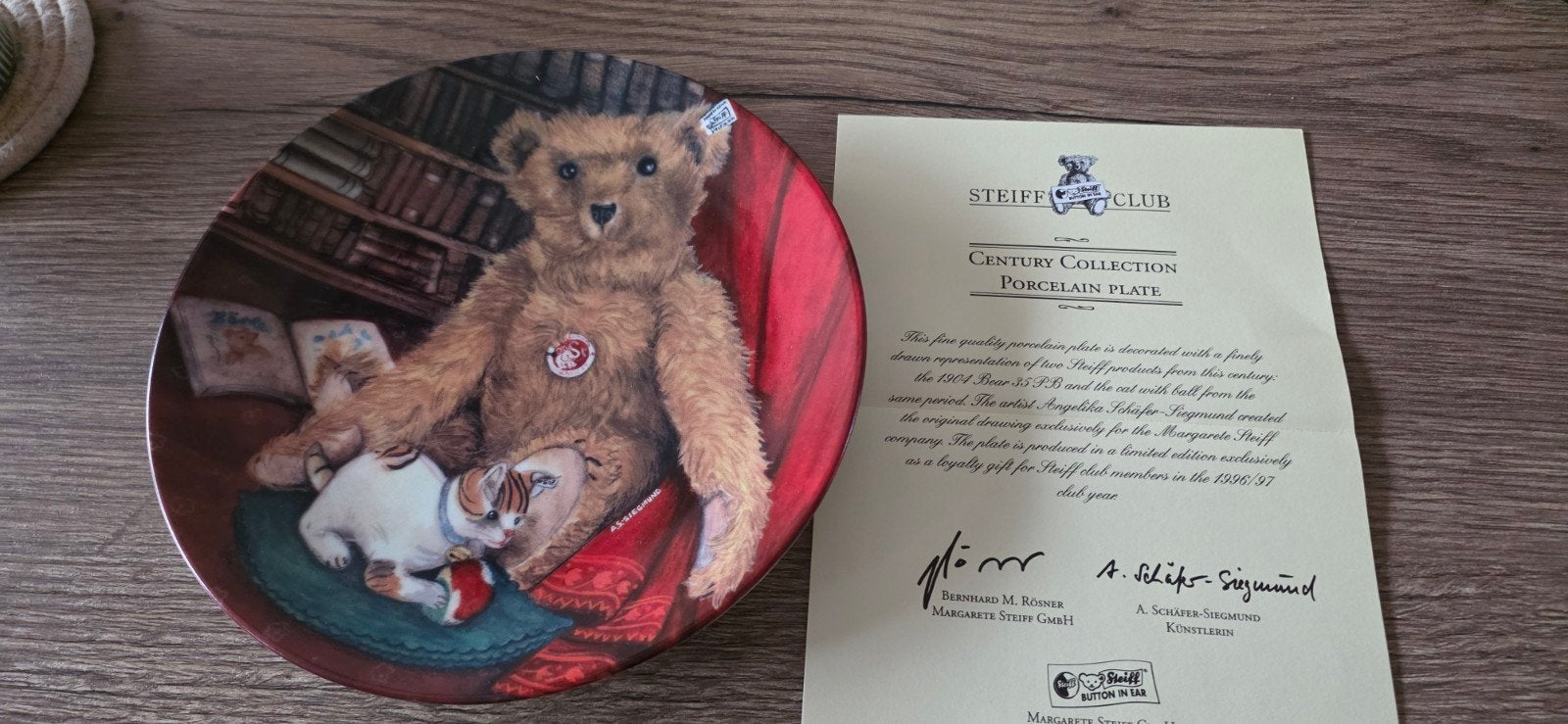 Porseleinen steiff club bord 1996 met certificaat en doos, Ophalen of Verzenden, Nieuw, Overige typen, Steiff