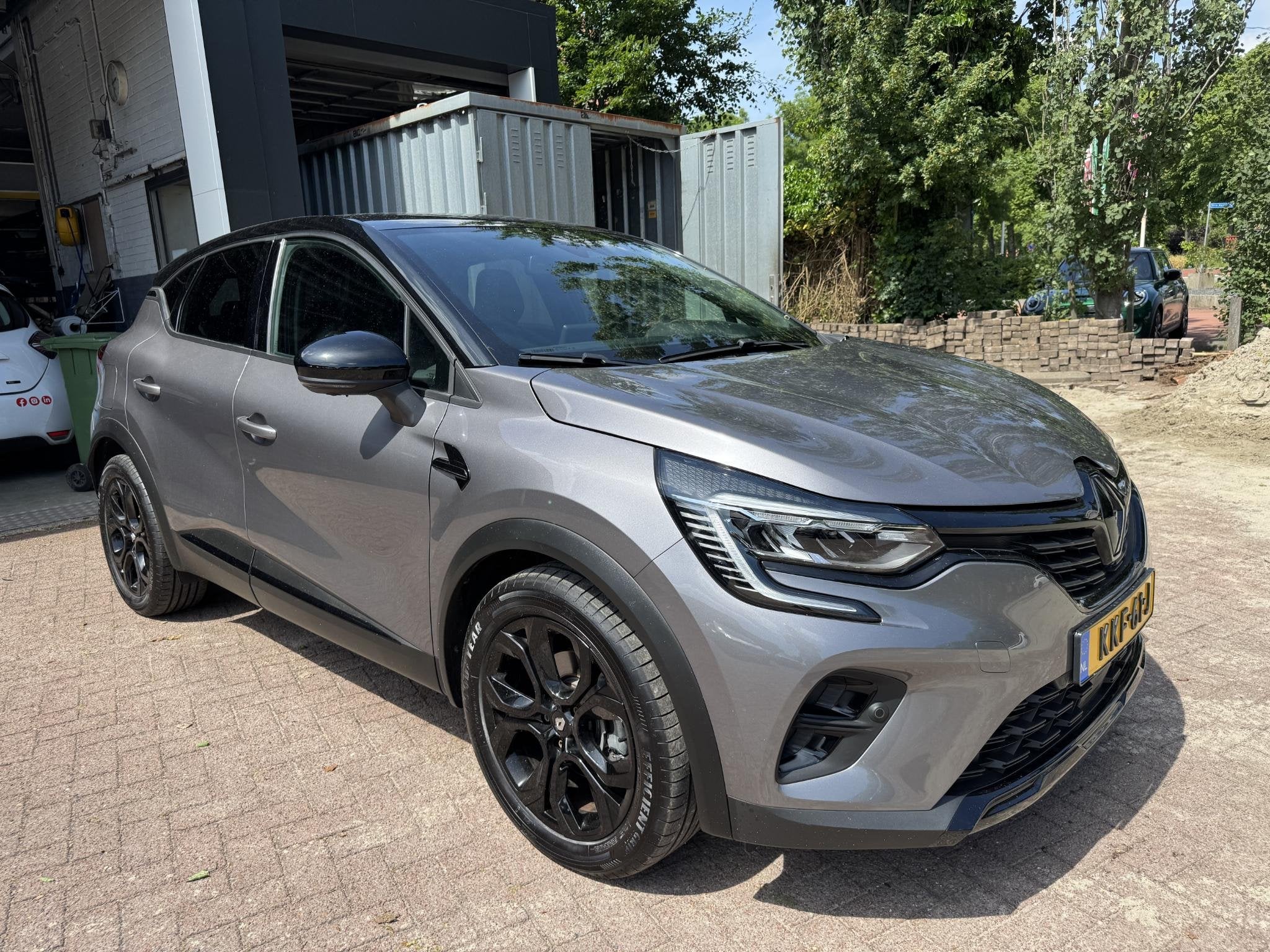 Renault Captur 1.6 E-Tech plug-in hybrid 160 SL Rive Gauche, 77 km/l, Gebruikt, 4 cilinders, Leder en Stof