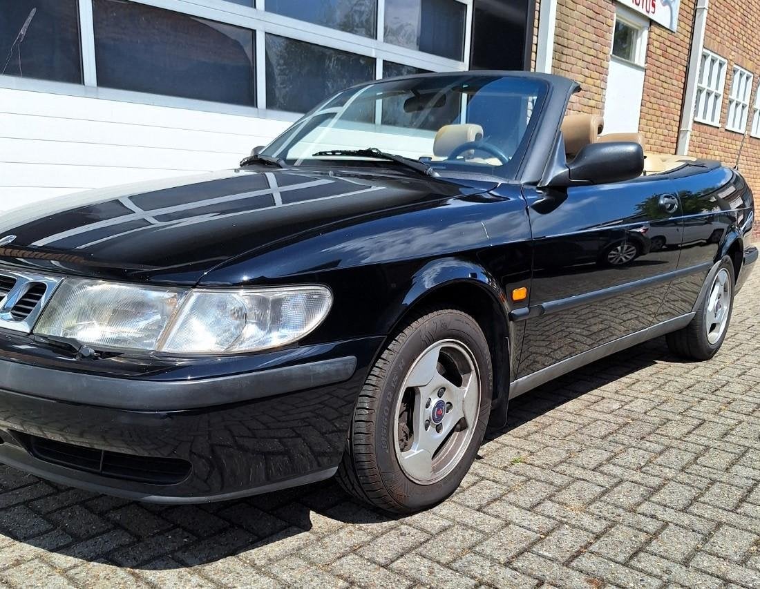 Saab 9-3 Cabrio 2.0t S bj 2000 Zwart Dealer NL Auto Nw Apk, Gebruikt, Beige, 4 cilinders, Cabriolet