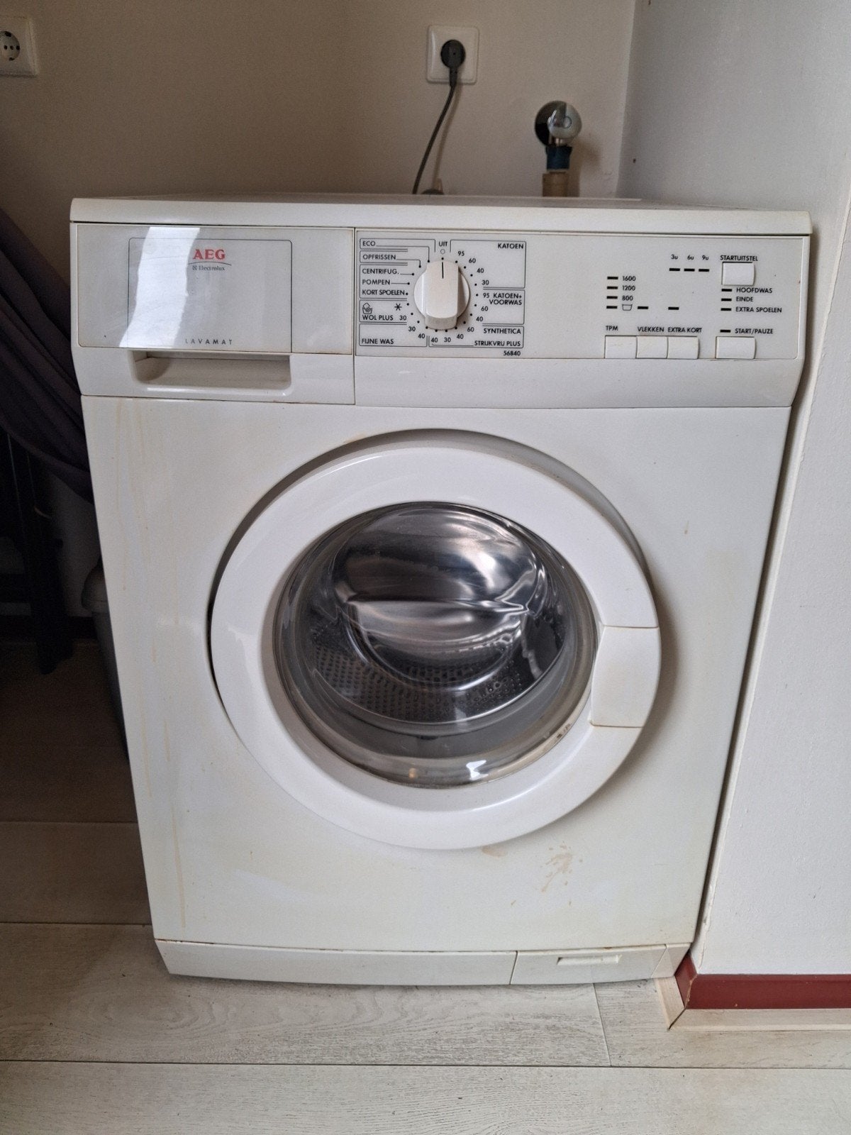 AEG lavamat wasmachine 1600 toeren, Ophalen, Gebruikt, Voorlader, 85 tot 90 cm