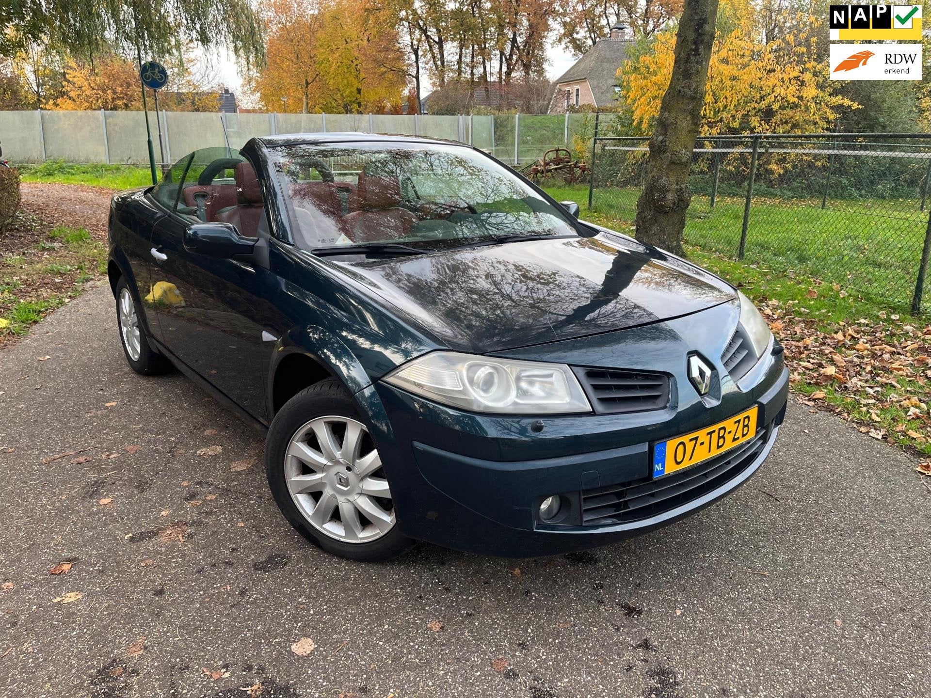 Renault Mégane Coupé-Cabriolet 1.6-16V Tech Line KARMANN|X, Voorwielaandrijving, Parkeersensor, Gebruikt, 1295 kg