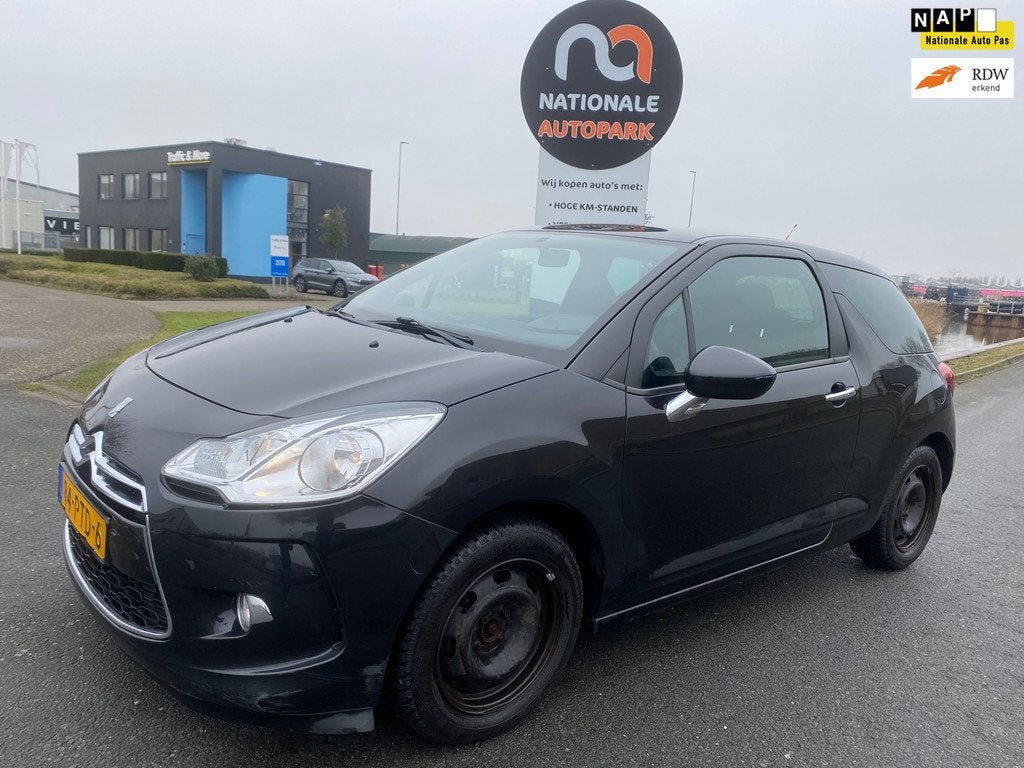 Citroen DS3 2011 * 1.6 e-HDi So Chic * APK ! TOP CAR, Auto's, Citroën, Voorwielaandrijving, Euro 5, 28 km/l, Gebruikt