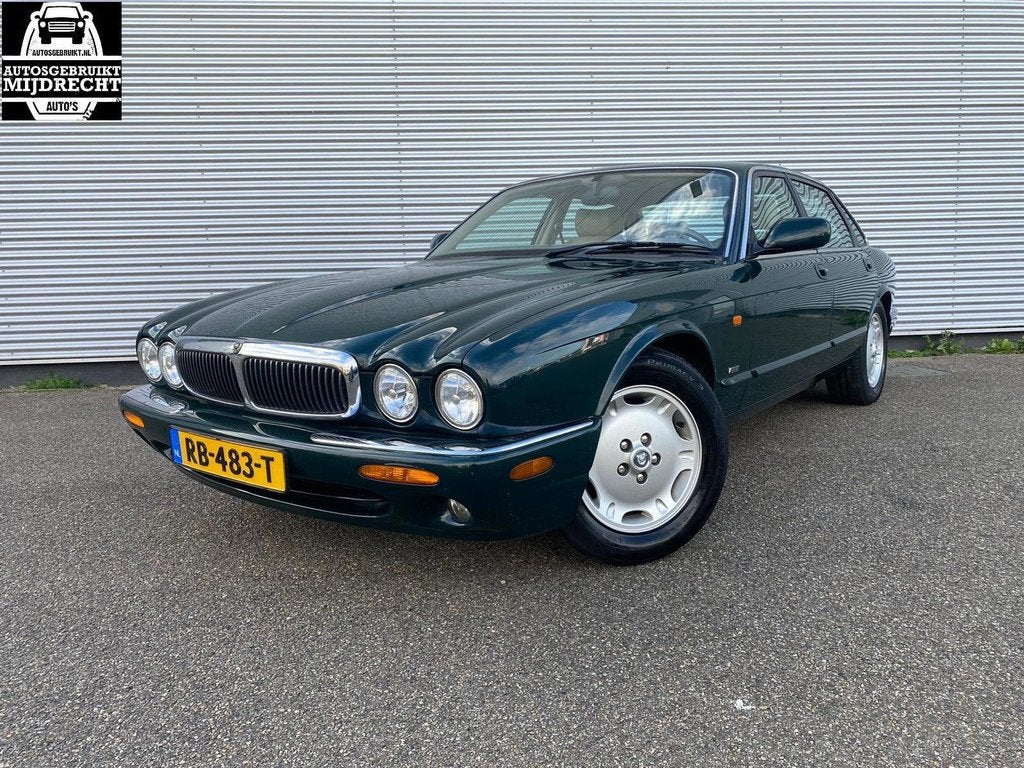Jaguar XJR XJ 4.0 V8 / Youngtimer / Zeer Nette auto / Automa, Auto's, Jaguar, Achterwielaandrijving, Gebruikt, Bedrijf, 102 €/maand