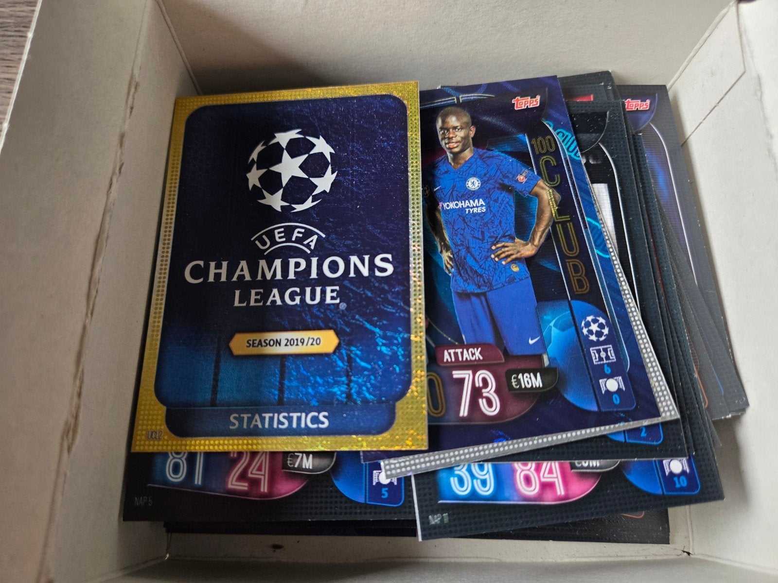 Flinke stapel Topps trading cards 2019/2020 Match Attax, Ophalen of Verzenden, Nieuw, Buitenlandse clubs, Poster, Plaatje of Sticker