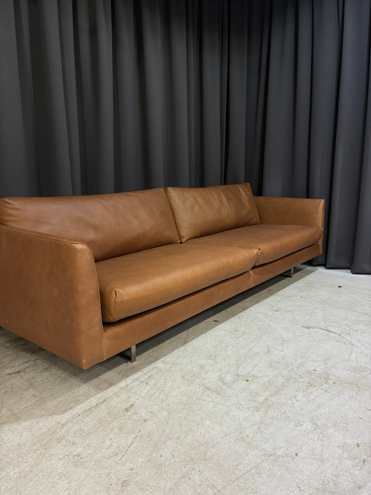 Montis Axel 4-zits bank in Rancho leer, Ophalen