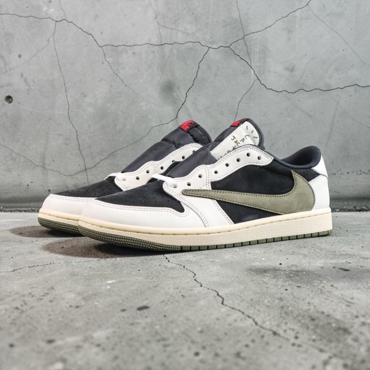 Nike Air Jordan 1 Low Travis Scott |Alle kleuren | 36T/M48,5, Ophalen of Verzenden, Nieuw, Overige kleuren, Sneakers of Gympen