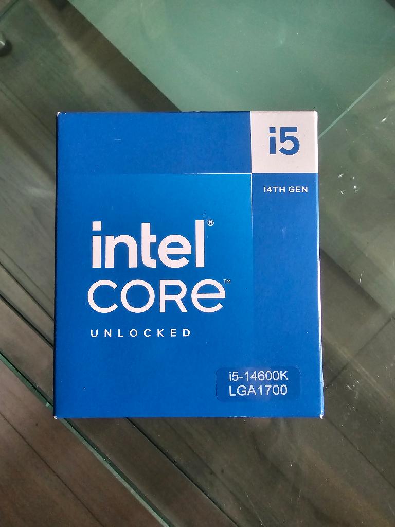 Intel Core i5-14600K nieuw in doos, Computers en Software, Processors, Overige, Nieuw, Ophalen of Verzenden, 4 Ghz of meer