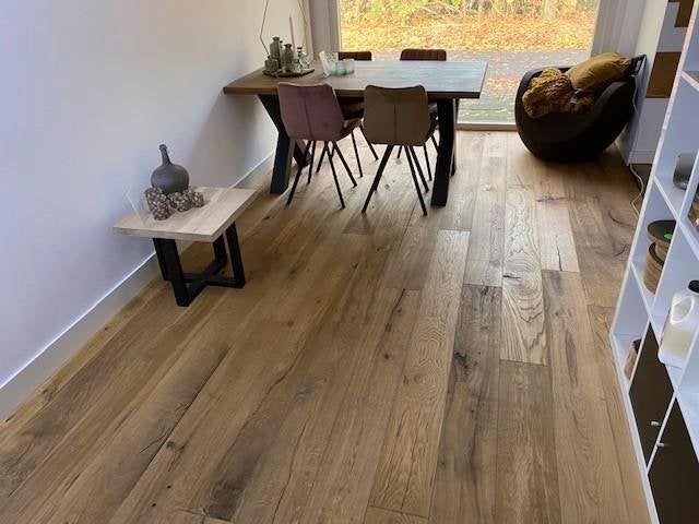 RUSTIEKE EIKEN VLOER LEGKLAAR GEOLIED!!! VLOEREN, Huis en Inrichting, Ophalen of Verzenden, Nieuw, 75 m² of meer