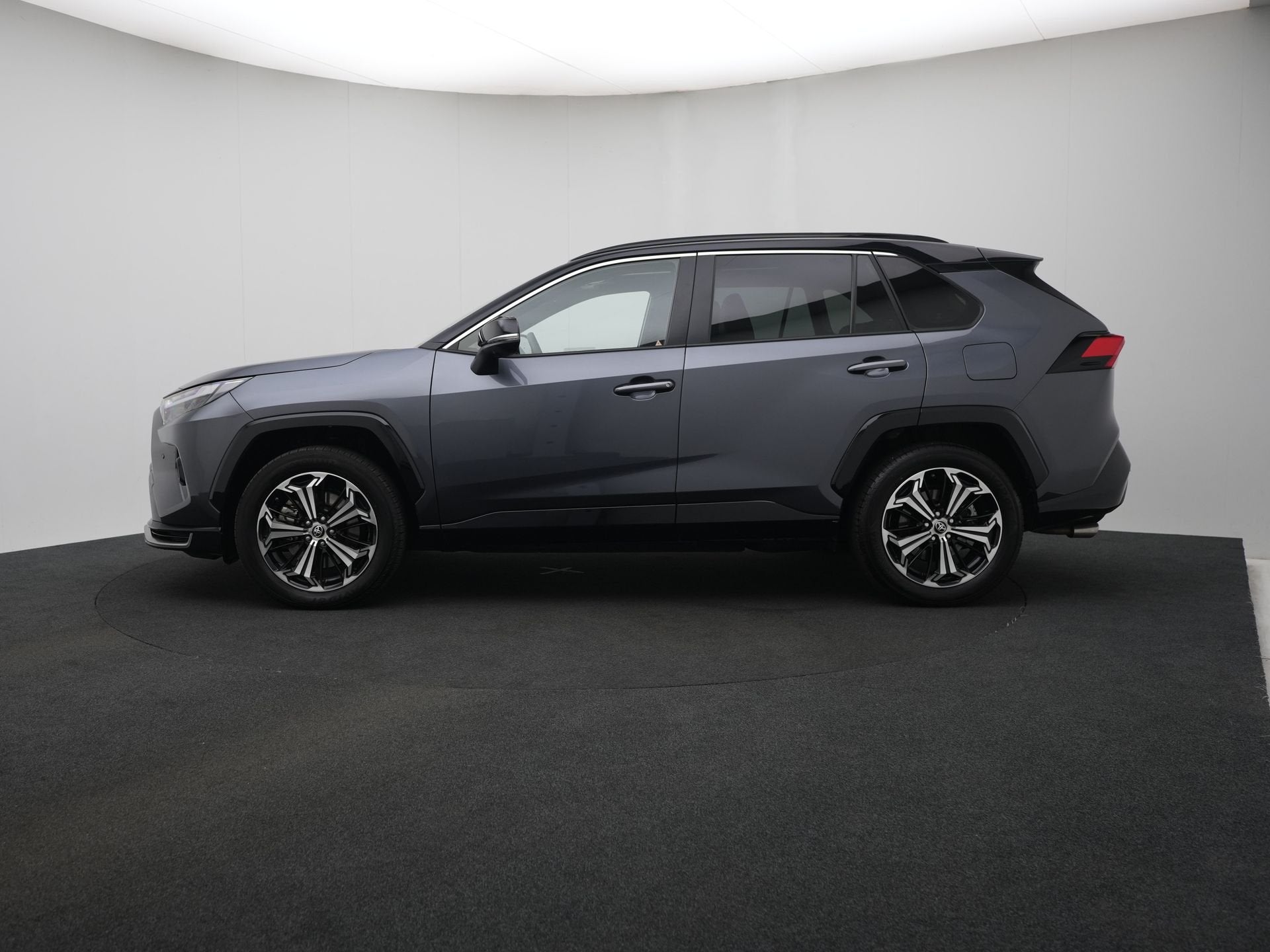 Toyota RAV4 2.5 Plug-in Hybrid AWD Bi-Tone Plus | Trekhaak |, Automaat, 4 cilinders, Bedrijf, Vierwielaandrijving