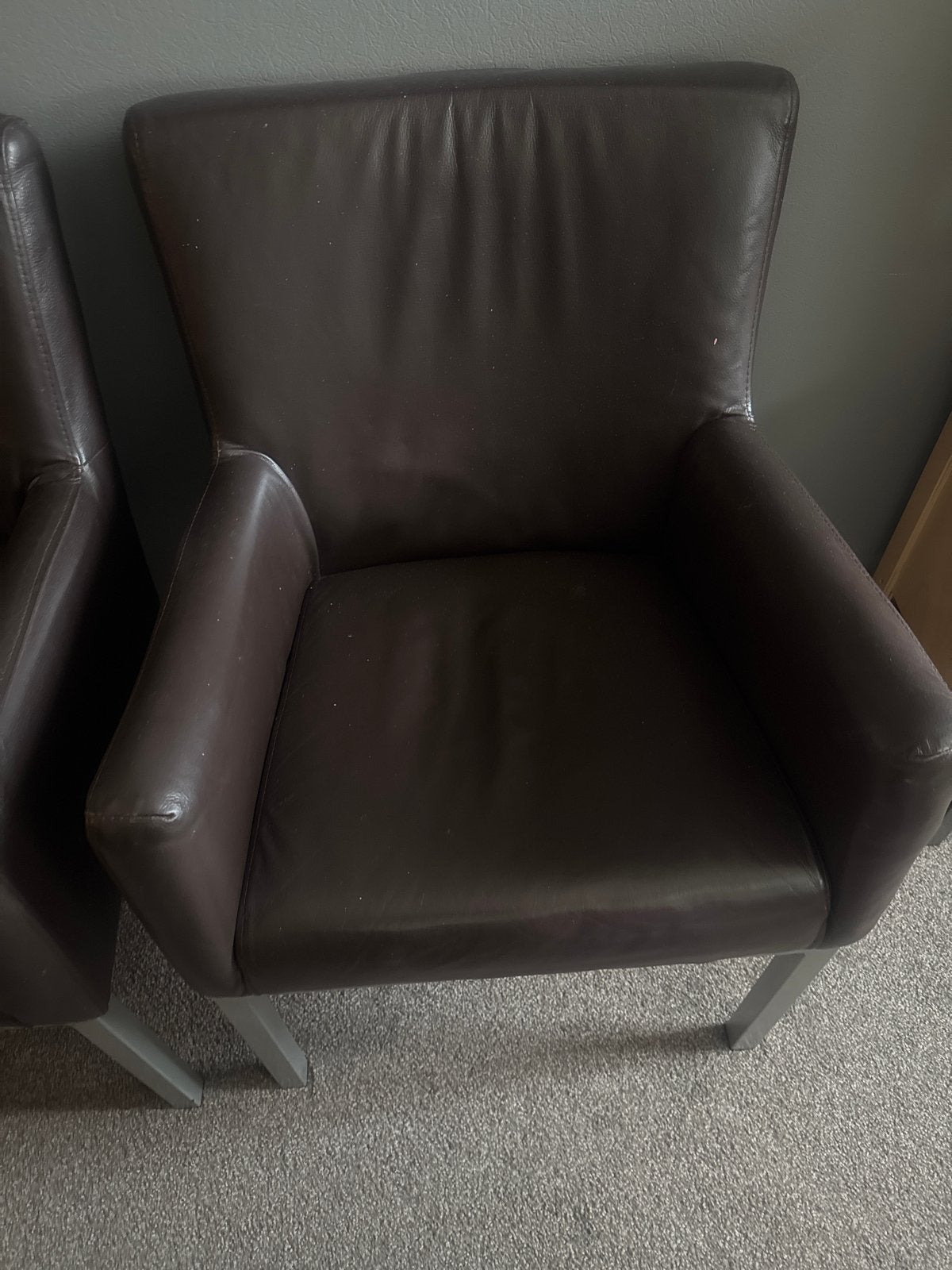 5 mooie bruine stoelen, Ophalen, Gebruikt, Leer, Drie