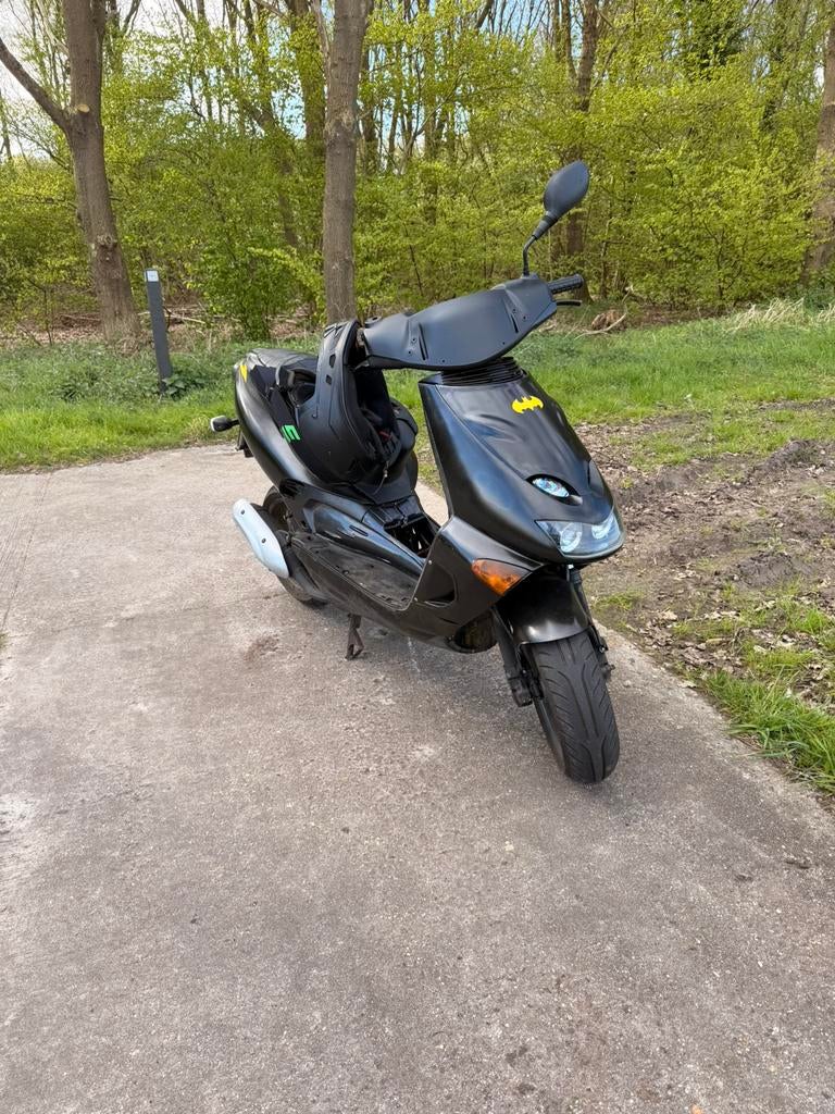 aprilia sr70 minareli hori, Ophalen, Zo goed als nieuw, Tweetakt, Vivacity