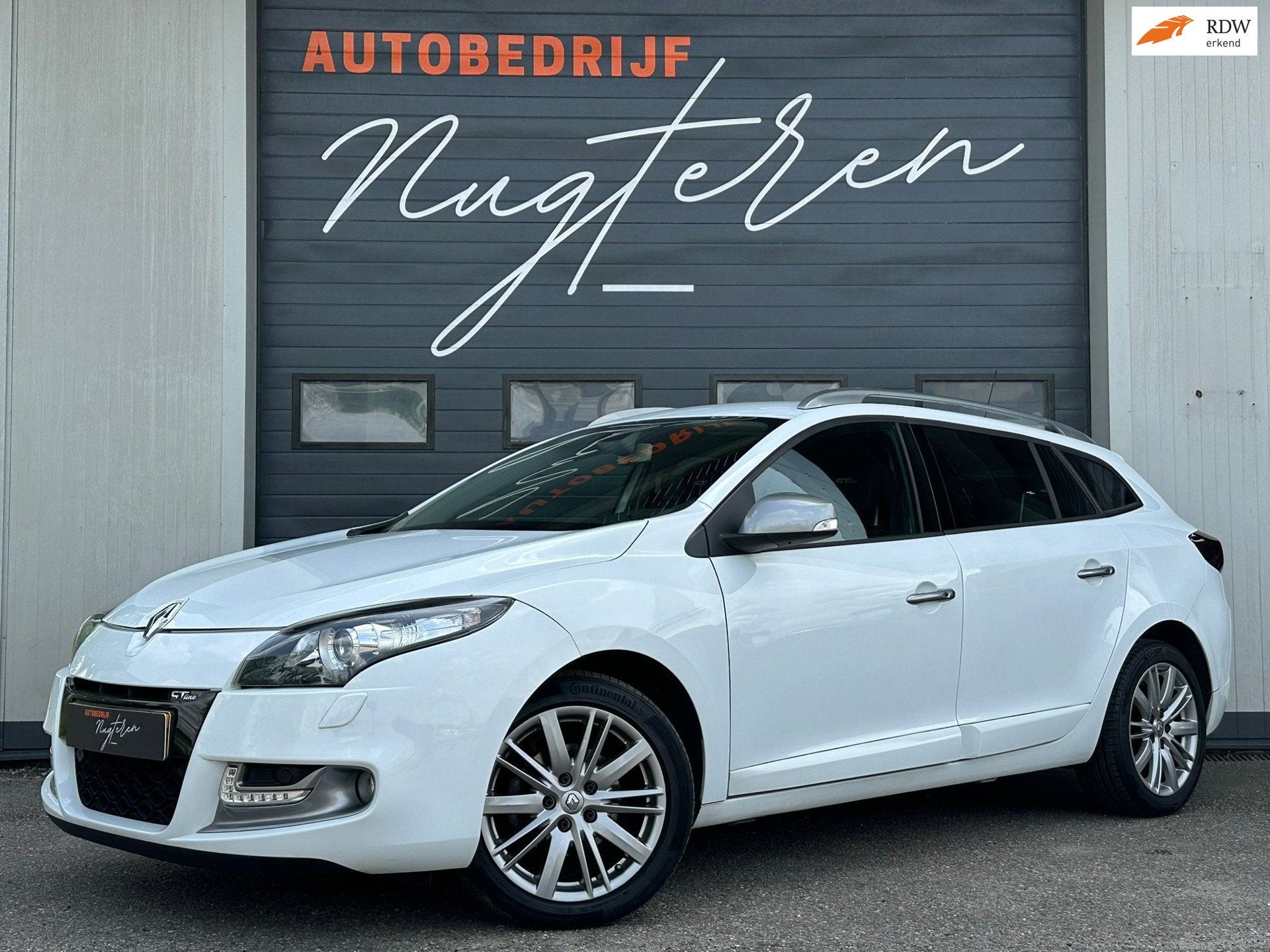 Renault Mégane Estate 1.2 TCe GT-Line|Xenon|Stoelverw|2e Ei, Auto's, Voorwielaandrijving, Euro 5, Stof, Gebruikt