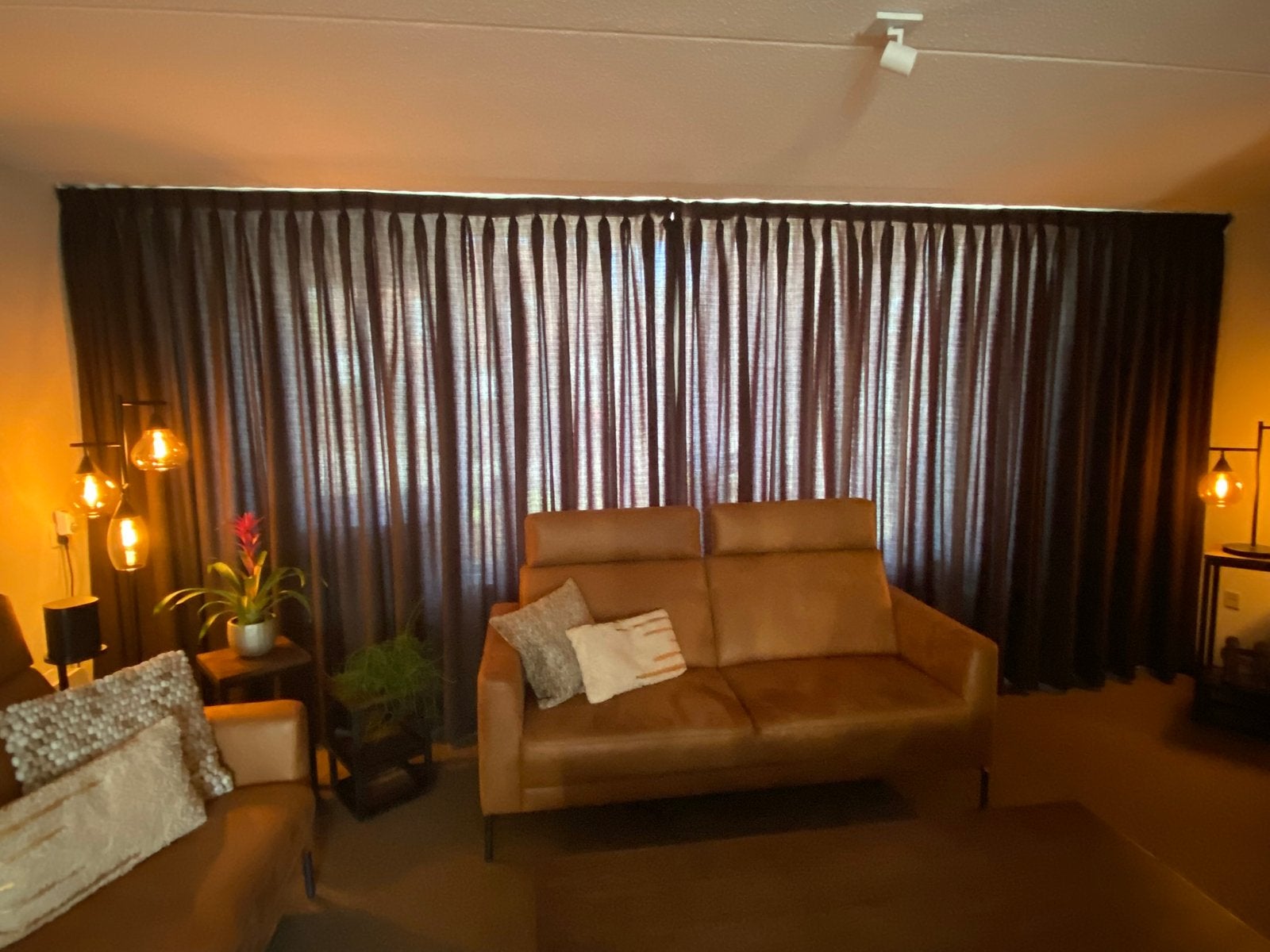 Goede kwaliteit overgordijnen, Huis en Inrichting, Overige materialen, Bruin, Zonwerend, Ophalen