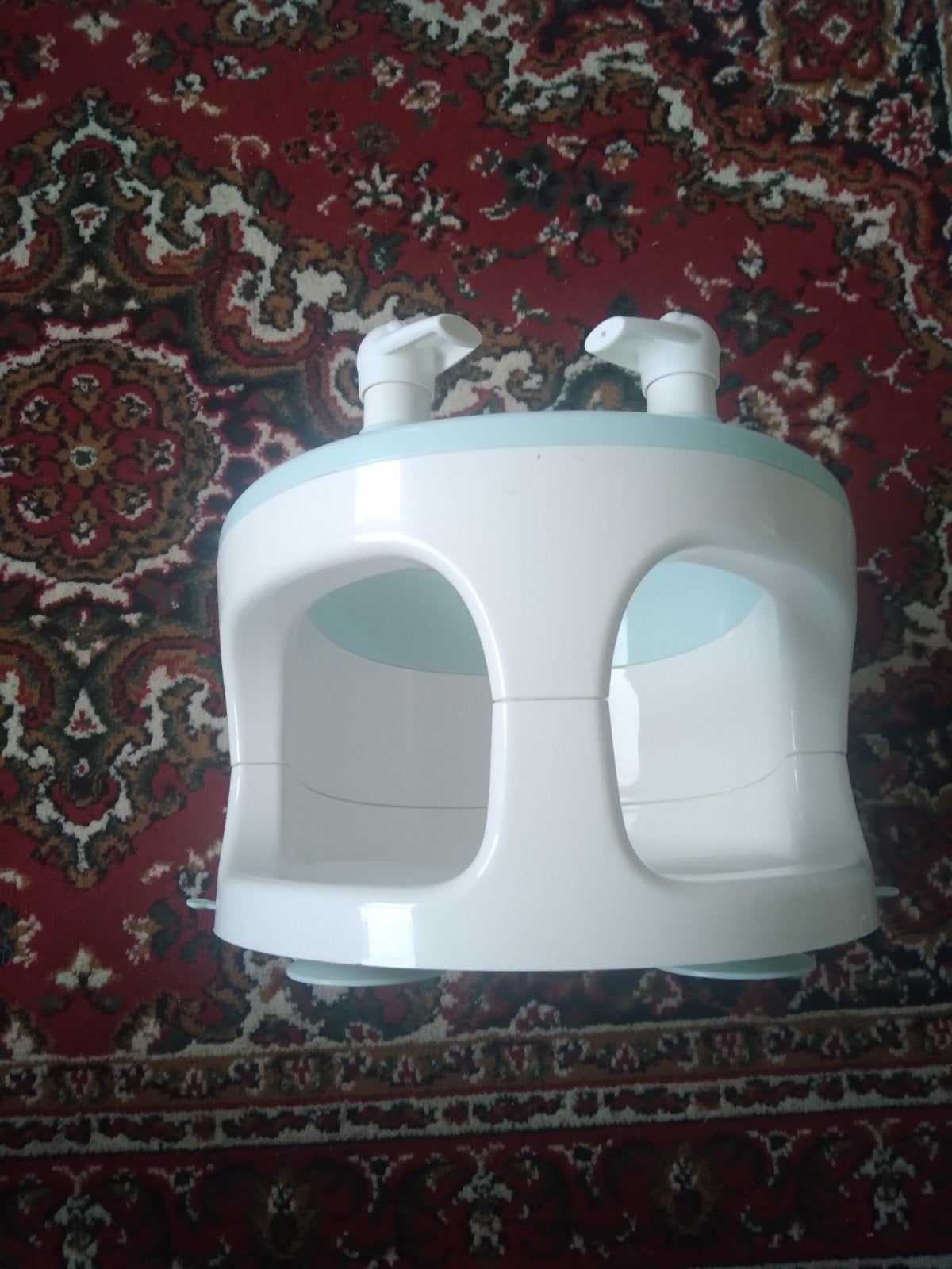 Baby badzitje met zuignappen, Zo goed als nieuw, Badzitje of Badring, Standaard, Ophalen