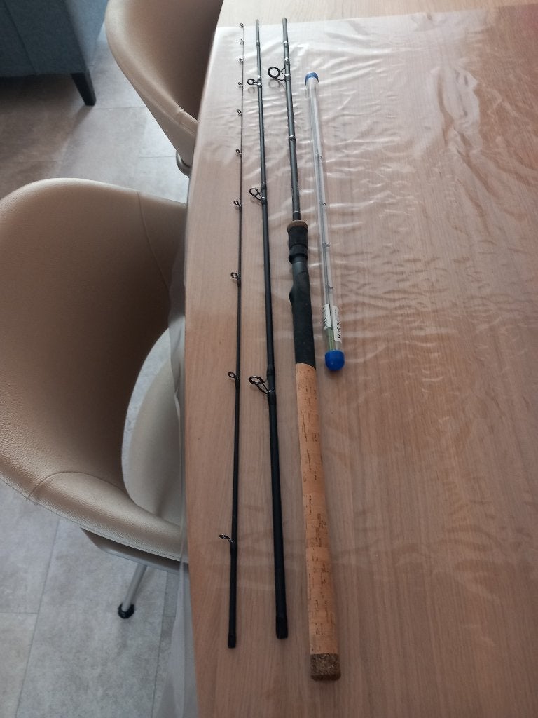 Feeder hengel, Ophalen, Zo goed als nieuw, Werphengel