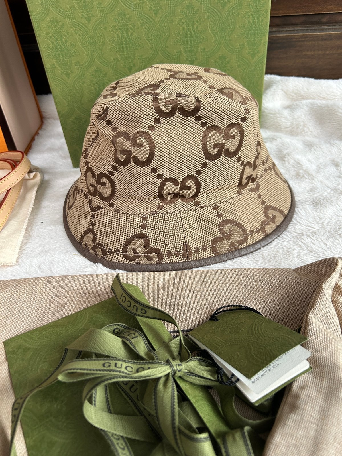 Gucci Hoed Maat M - Compleet met accessoires, Verzenden, Zo goed als nieuw, Hoed