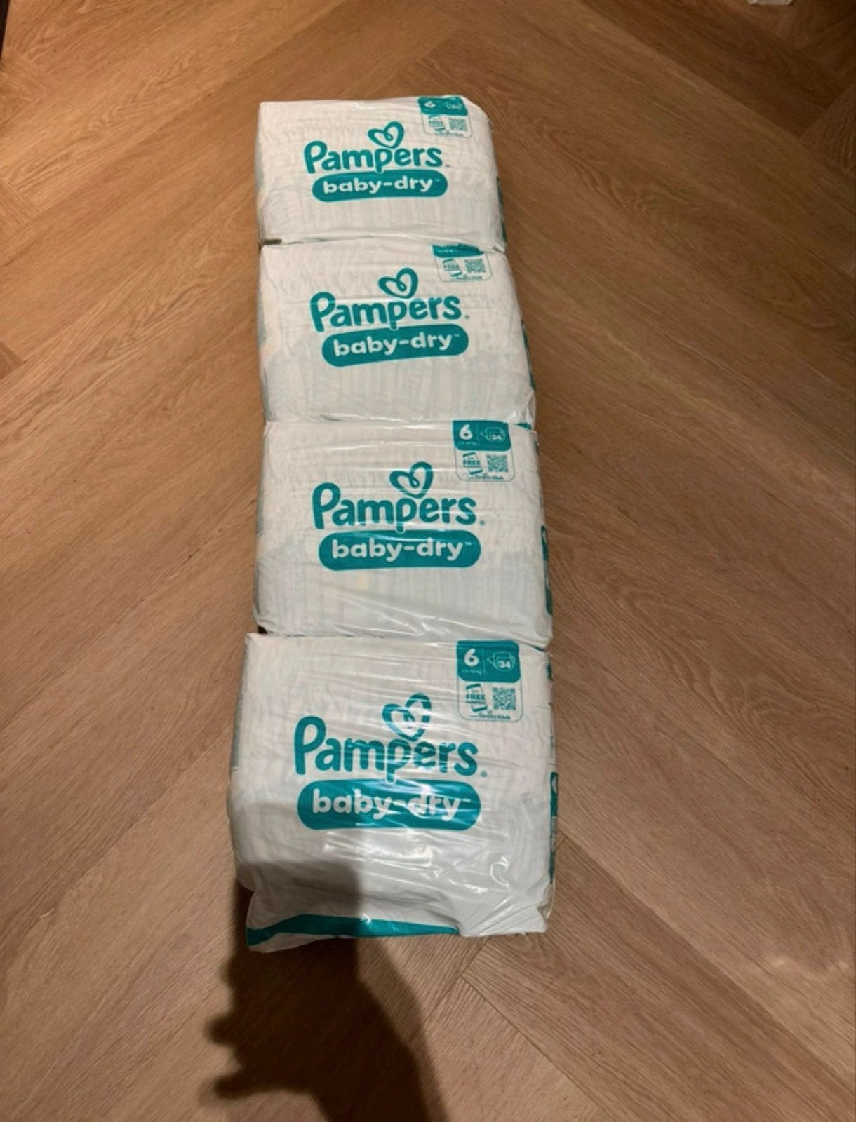 Pampers Baby-Dry Maat 6 - 136 stuks (ongeopend), Ophalen of Verzenden, Nieuw