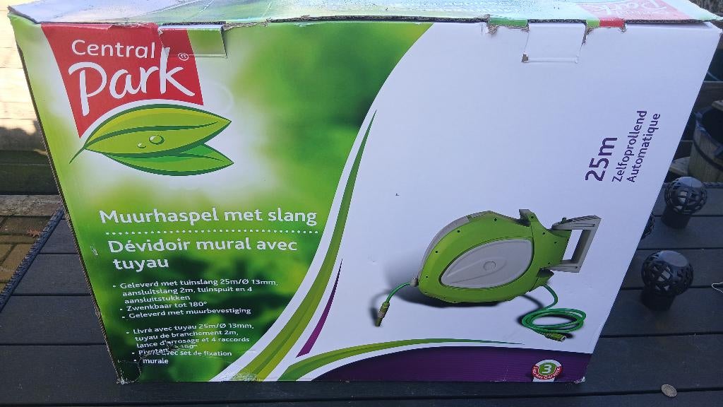 Muurhaspel met slang € 80, Tuin en Terras, Tuinslangen, Ophalen, Nieuw, Tuinslanghaspel