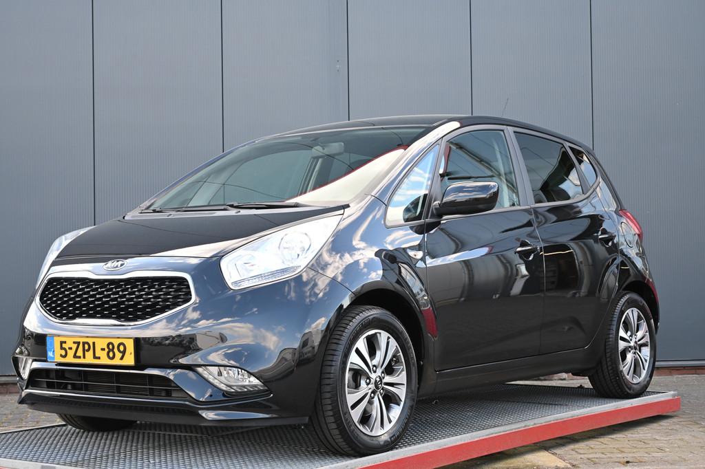 Kia Venga 1.4 CVVT First Edition camera trekhaak (bj 2015), Auto's, Kia, Voorwielaandrijving, Euro 5, Stof, Gebruikt