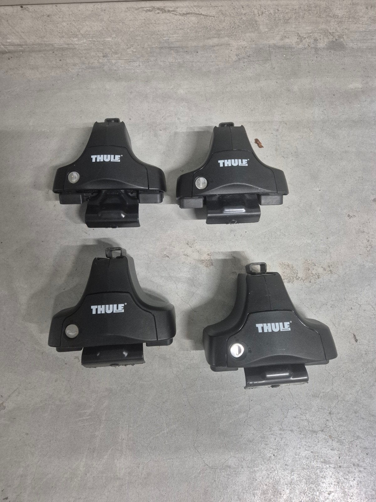 Thule kit 1212 dakdrager voeten, Auto diversen, Dakdragers, Ophalen of Verzenden, Gebruikt