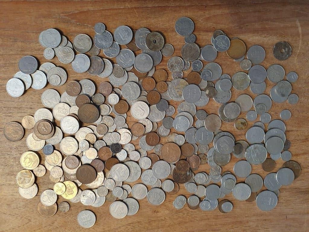 ca. 1,3 kilogram munten uit Noorwegen! Oude Noorse Kronen, Ophalen of Verzenden, Overige landen