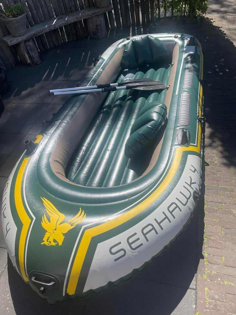Complete set Intex Seahawk 4 opblaasboot, incl motor en accu, Watersport en Boten, Ophalen, Zo goed als nieuw, Overige typen