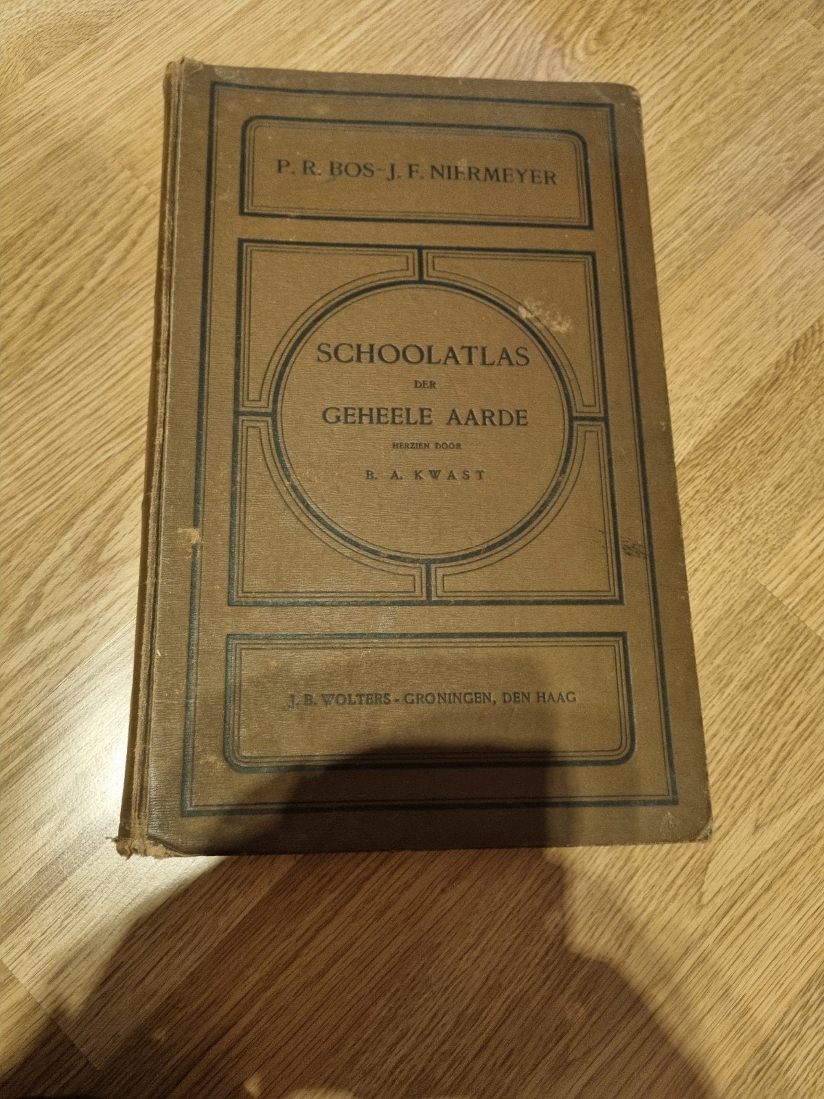 Atlas, Gelezen, Overige atlassen, Ophalen of Verzenden, 1800 tot 2000