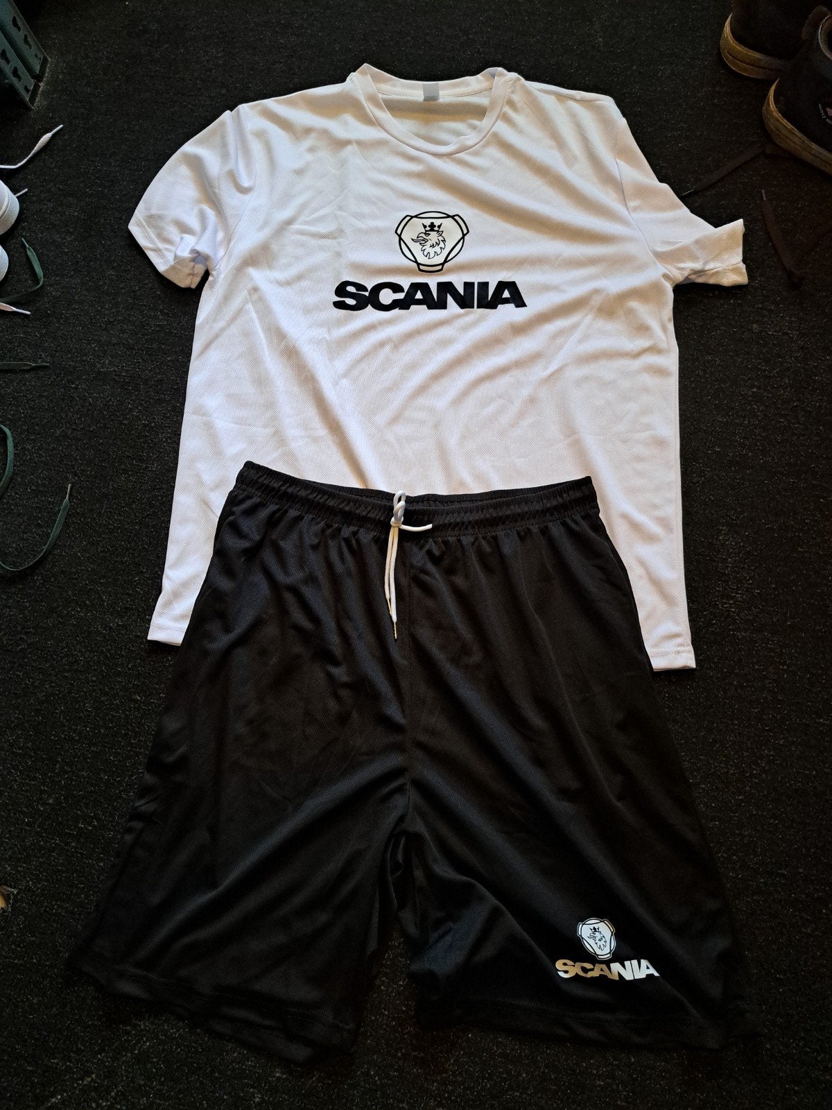 Super mooie scania sport setje maat xl, Ophalen of Verzenden, Zo goed als nieuw, Maat 56/58 (XL), Overige kleuren