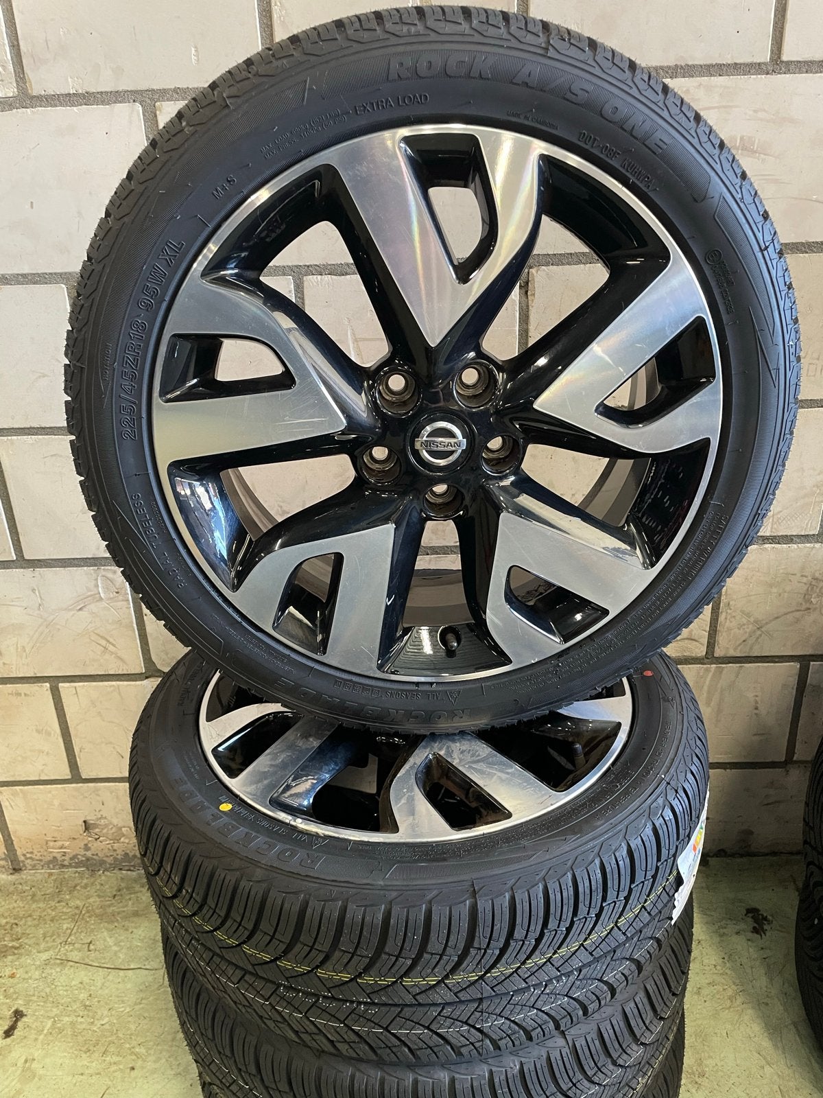 18” lichtmetalen Nissan Juke velgen +all season band nieuw!, 18 inch, Banden en Velgen, Nieuw, Ophalen of Verzenden