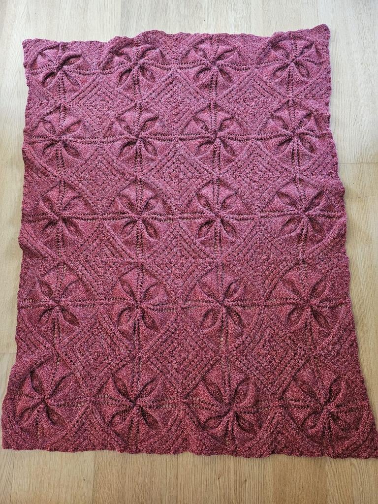 Dekentje Alpacca, Ophalen of Verzenden, Nieuw, Rood