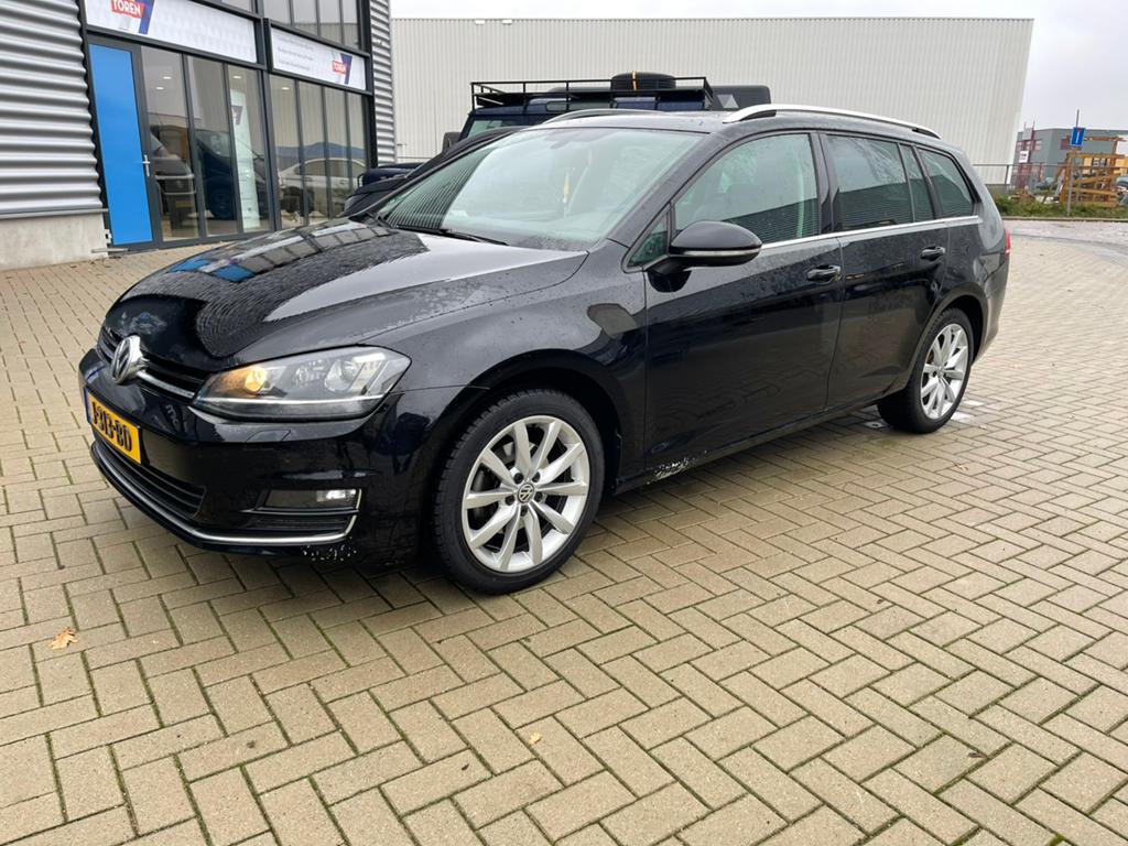 VW Golf Variant R-line 1.4 TSI DSG 2015 pano xenon, Auto's, Volkswagen, Euro 5, 125 pk, Zwart, 4 cilinders