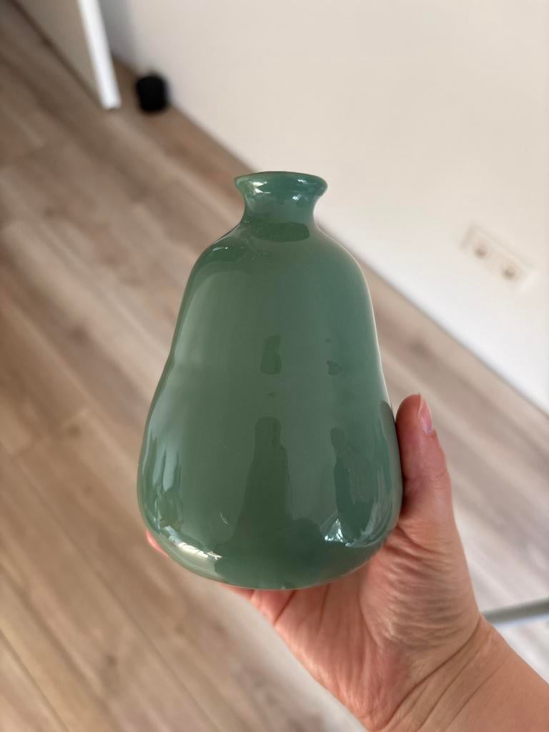 Groen Klein Vaasje - Decoratief en Stijlvol, Ophalen of Verzenden, Gebruikt, Groen
