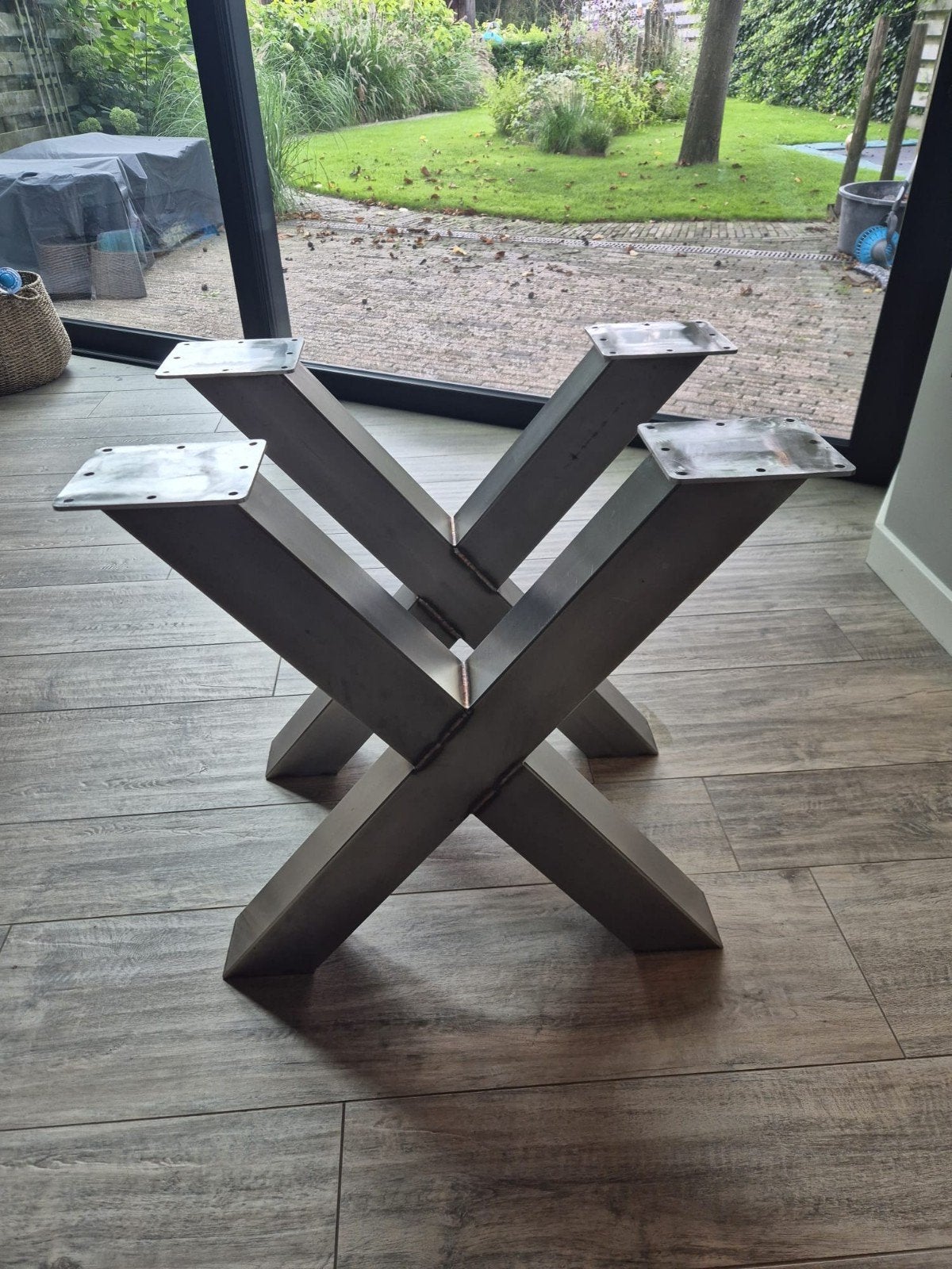 RVS X poten voor eettafel, Ophalen, Tafelpoot